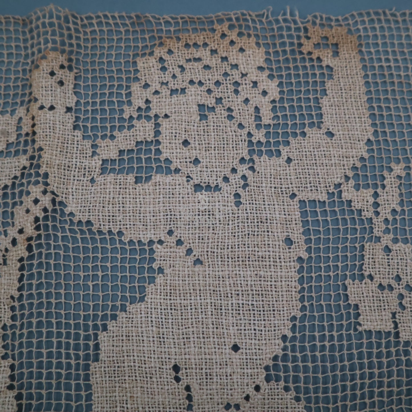 Antique Belgian Handmade Filet Lace Panel with Putti and Floral Garland – Linen Net Lace