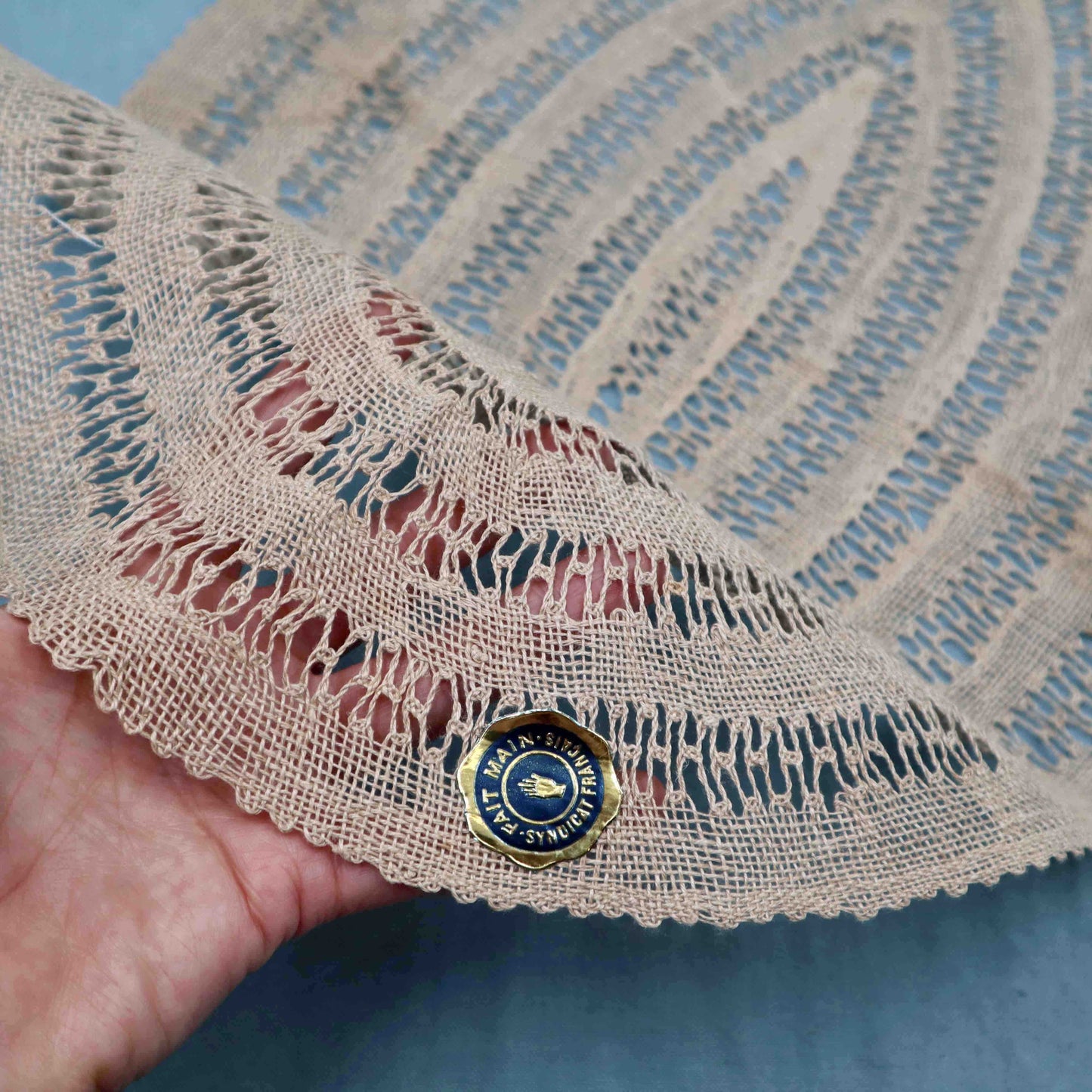 French Oval Doily Lace Handmade in Linen - Bobbins&Needles