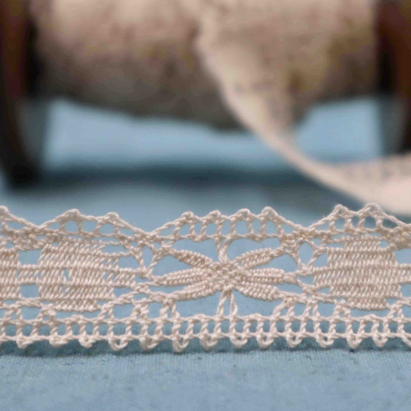Cotton Bobbin Lace Trim - Bobbins&Needles