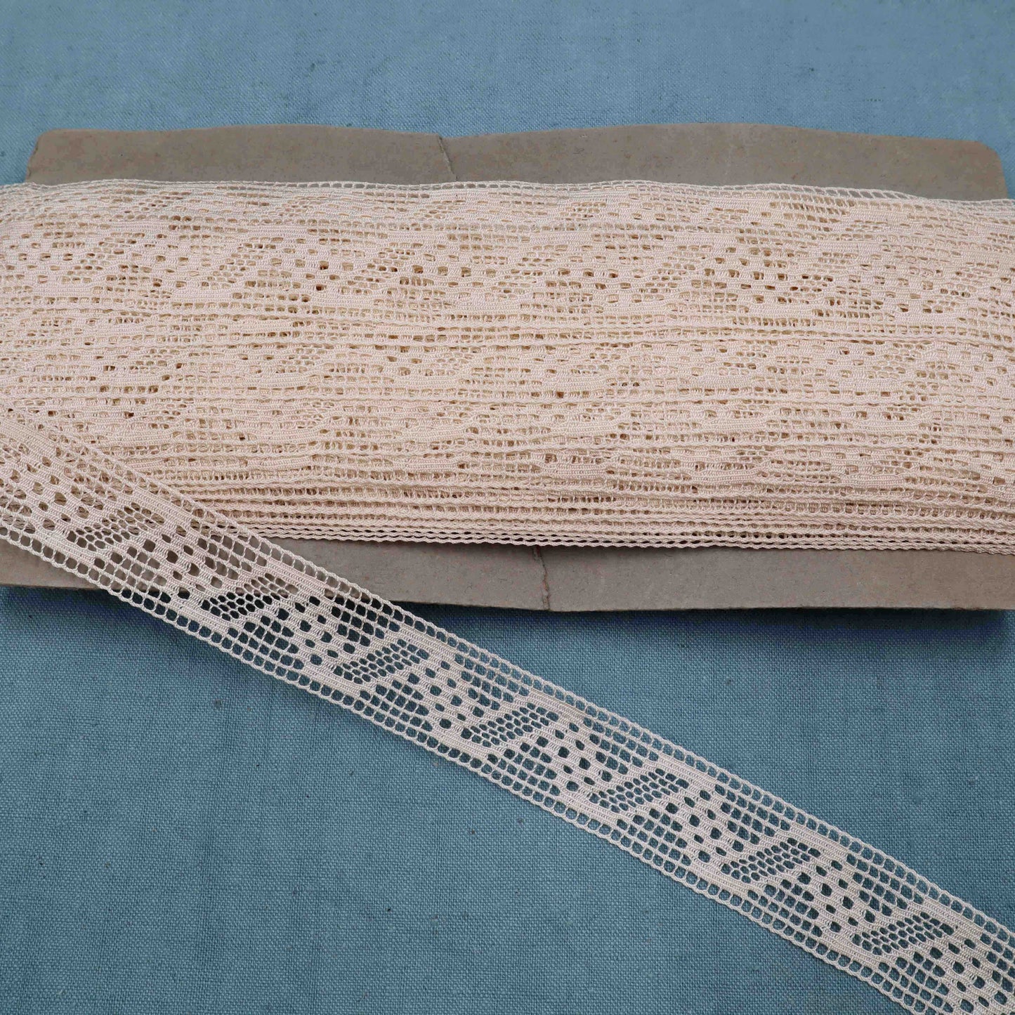 Vintage Cotton Lace Trim - Bobbins&Needles