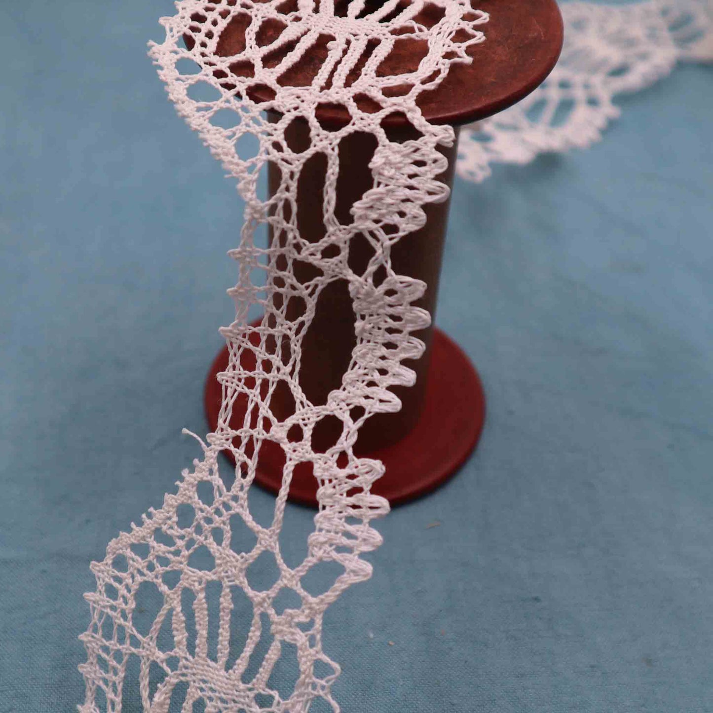 Handmade Linen Bobbin Lace Trim - Bobbins&Needles