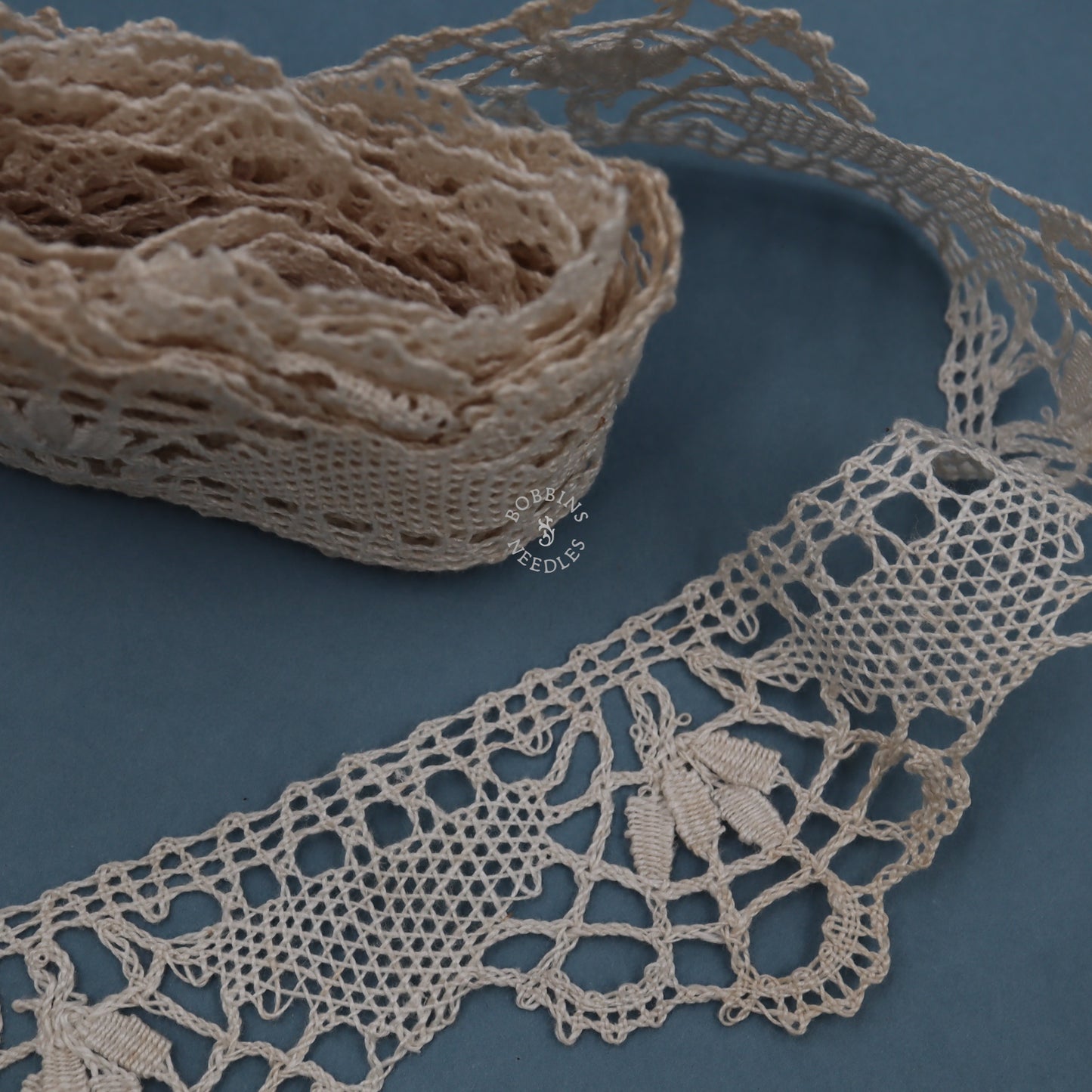 3m Handmade Linen Bobbin Lace Border - Antique French