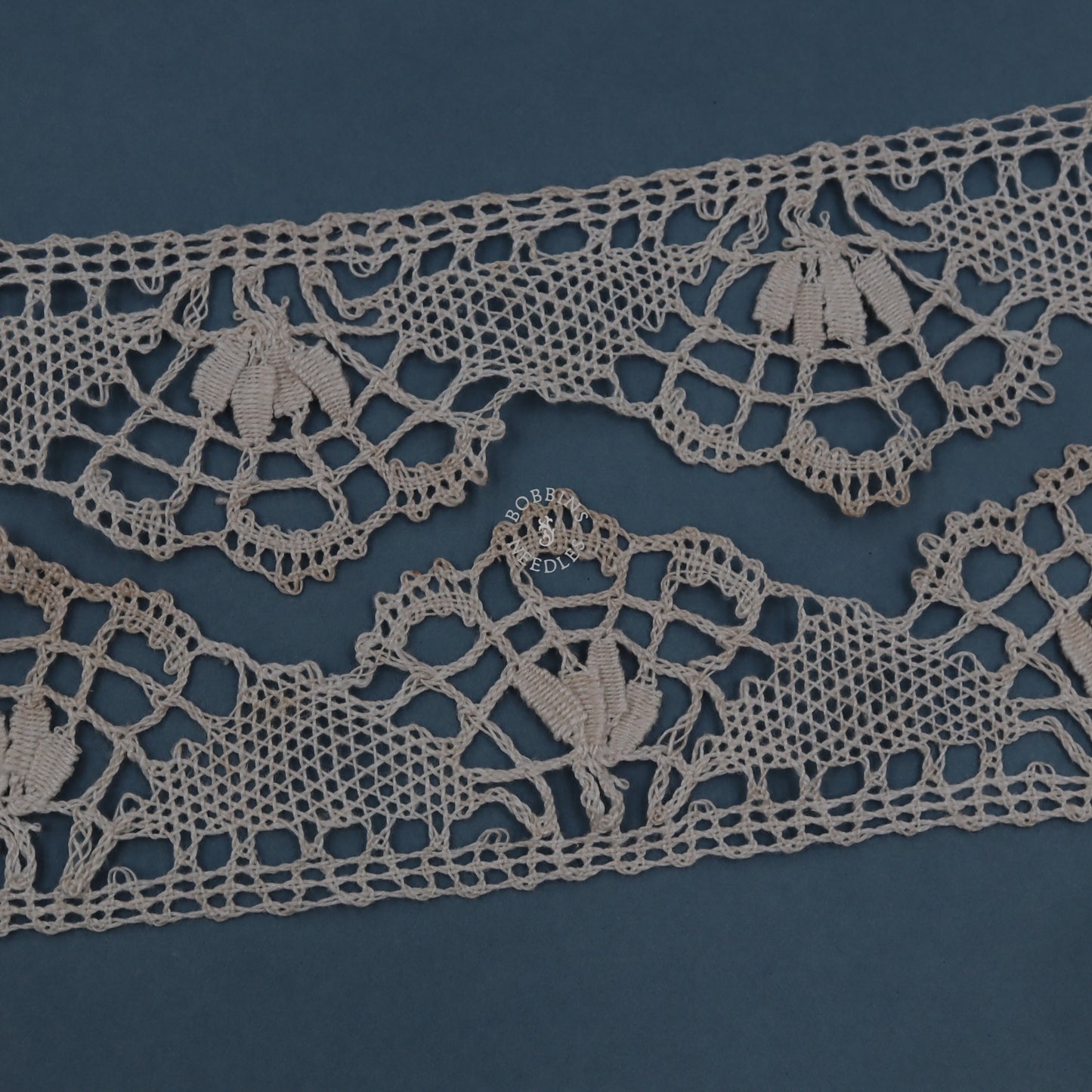 3m Handmade Linen Bobbin Lace Border - Antique French