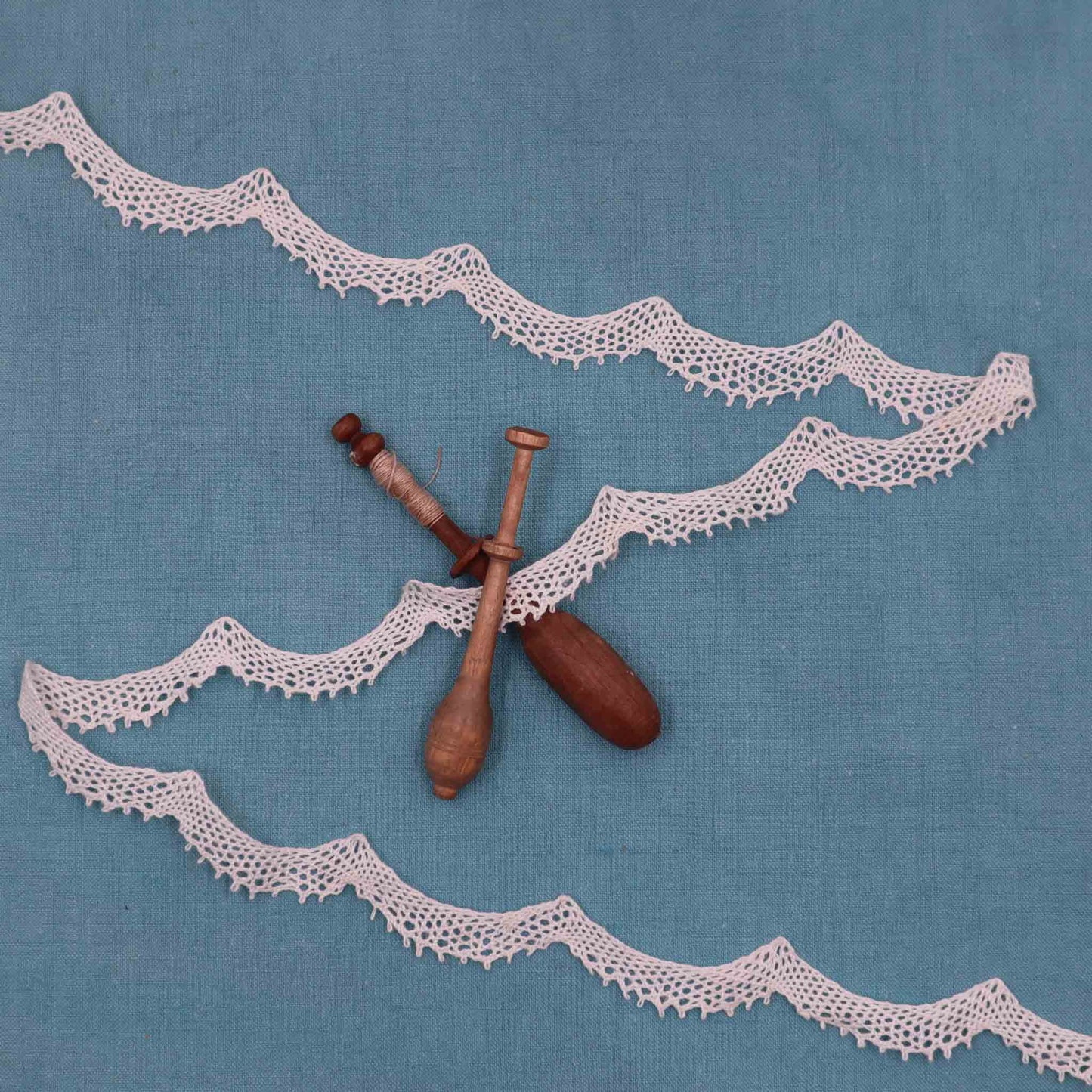 Handmade Linen Lace Trim - Bobbins&Needles