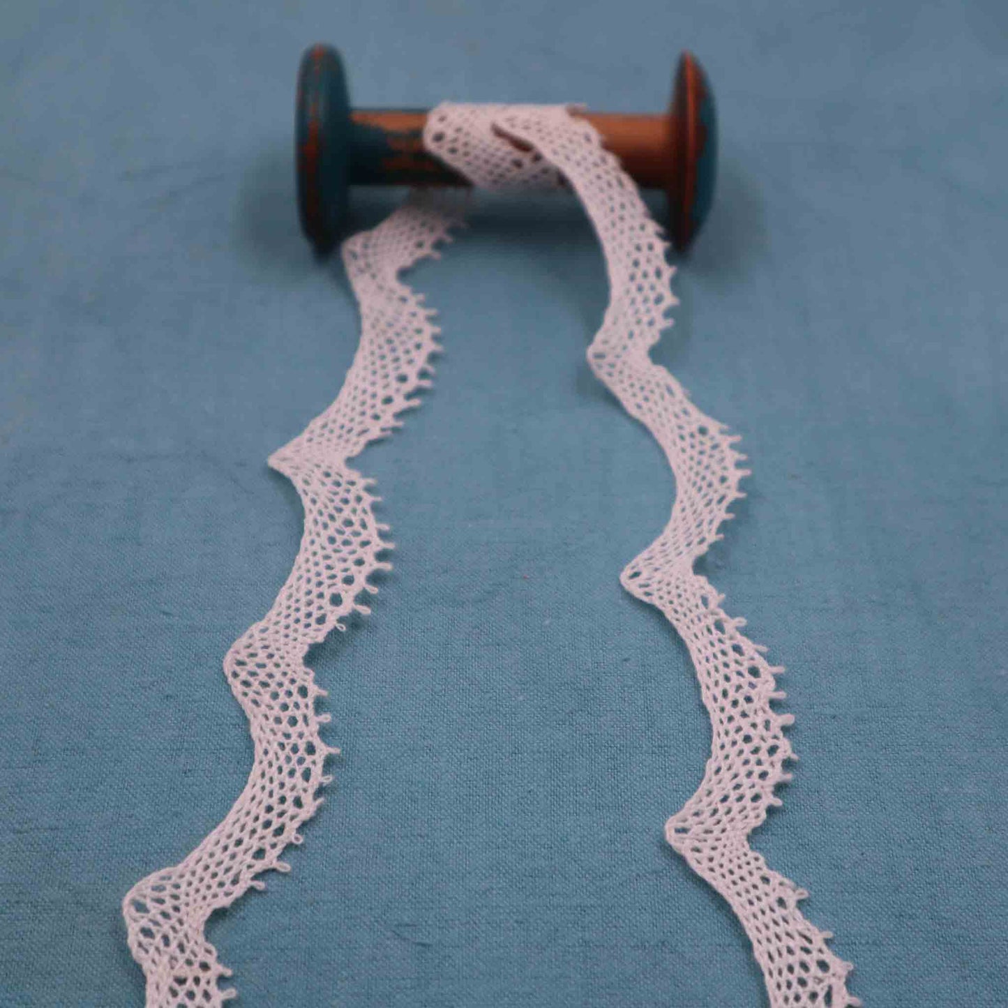 Handmade Linen Lace Trim - Bobbins&Needles