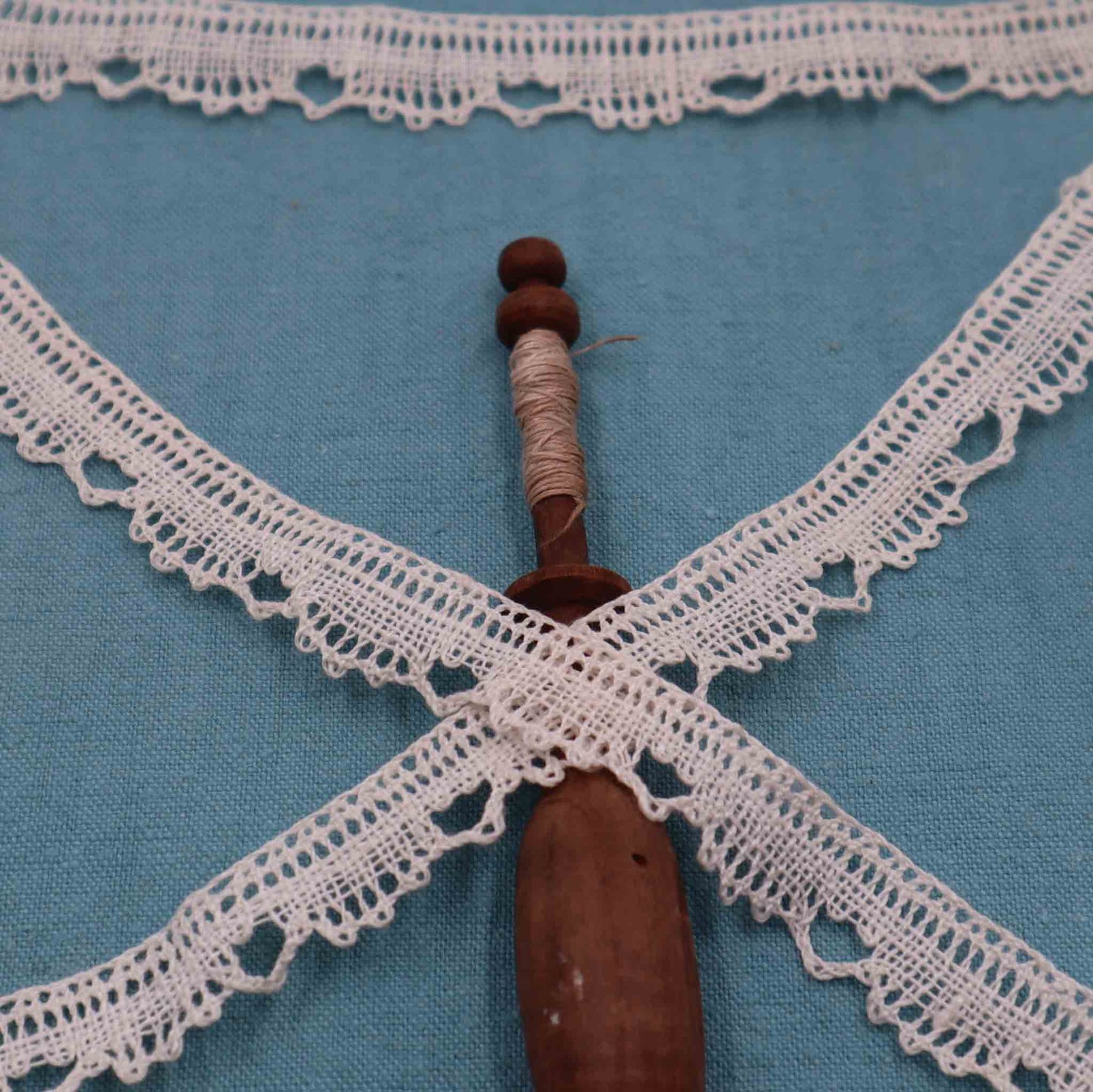 Handmade Linen Lace Trim - Bobbins&Needles