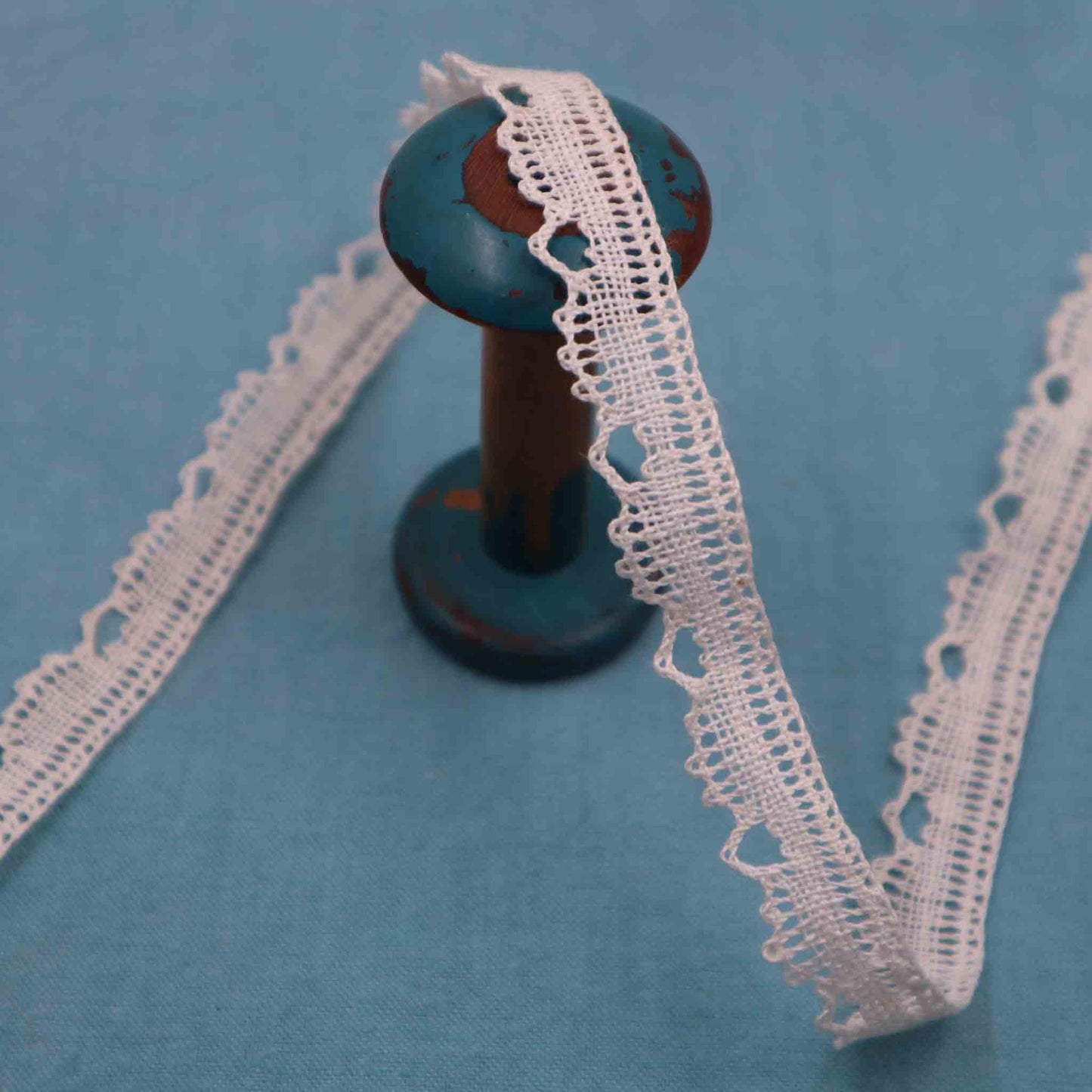 Handmade Linen Lace Trim - Bobbins&Needles
