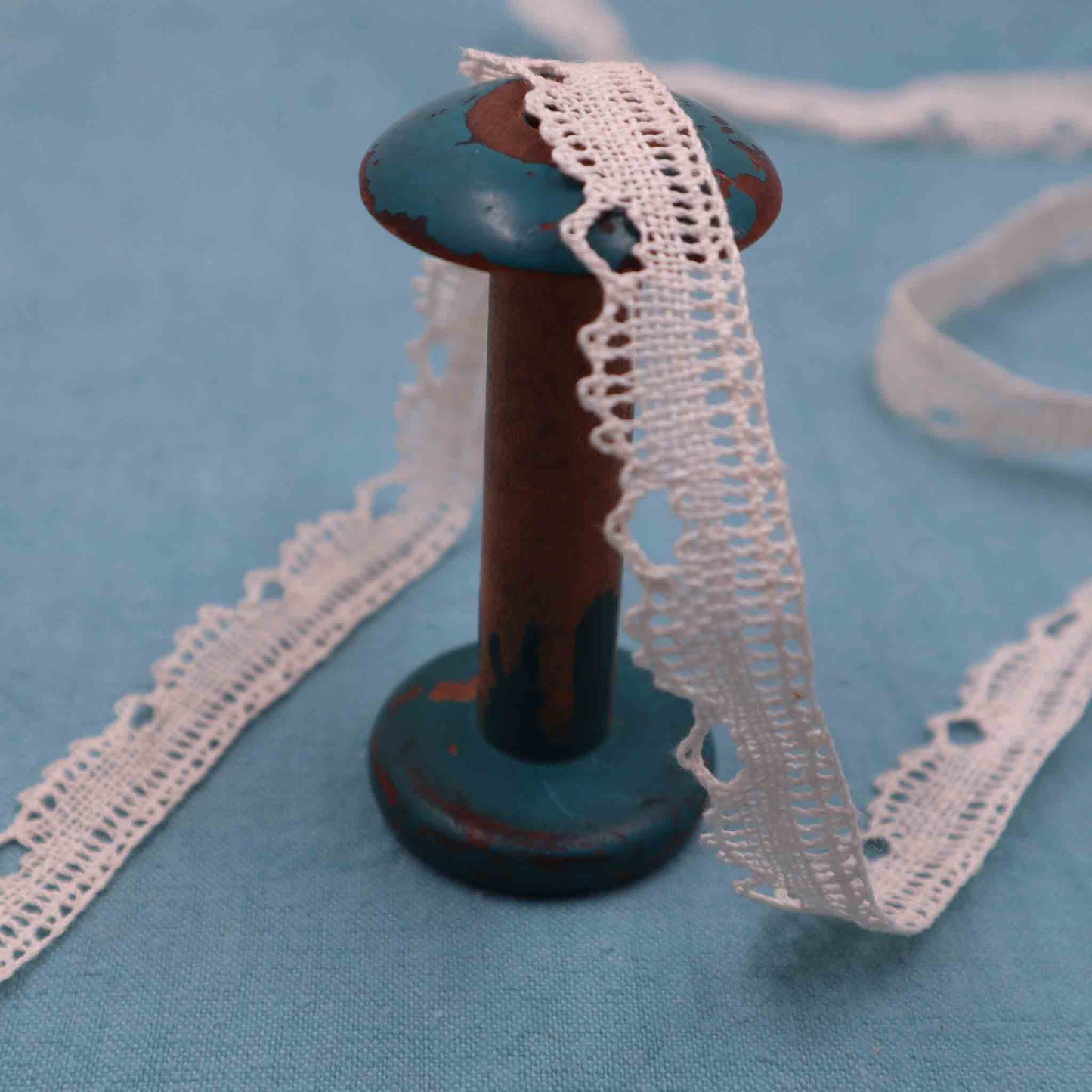 Handmade Linen Lace Trim - Bobbins&Needles