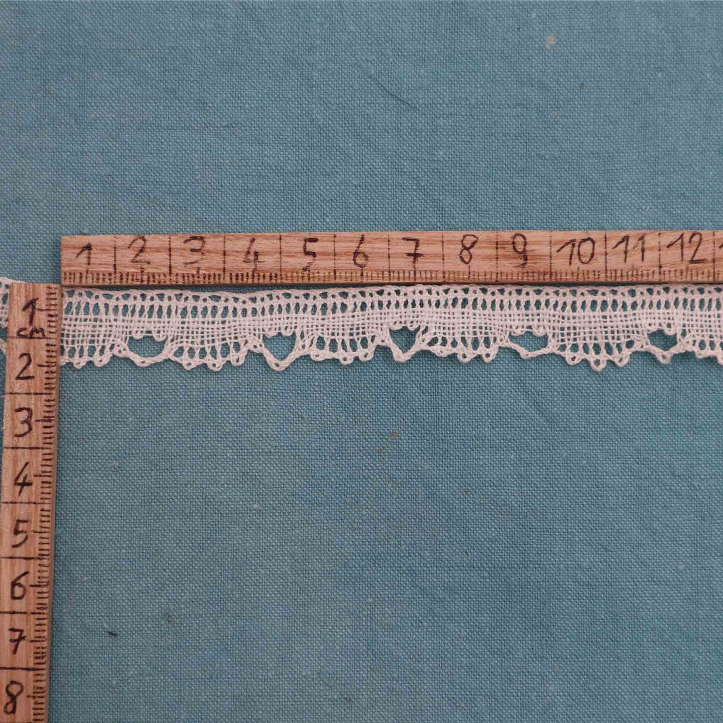 Handmade Linen Lace Trim - Bobbins&Needles