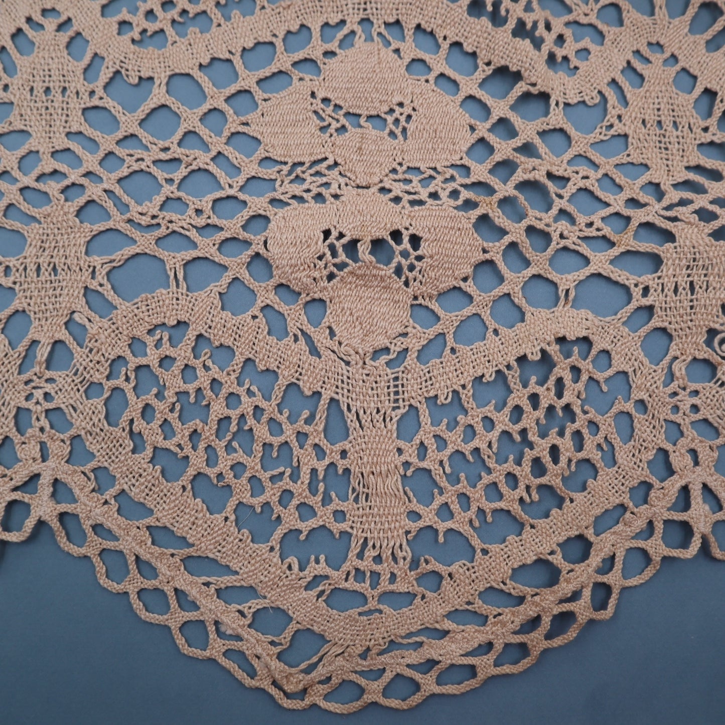 Antique Belgian Curtain – Swiss Linen Panel with 33 cm Handmade Bruges Bobbin Lace Border – 246 × 220 cm