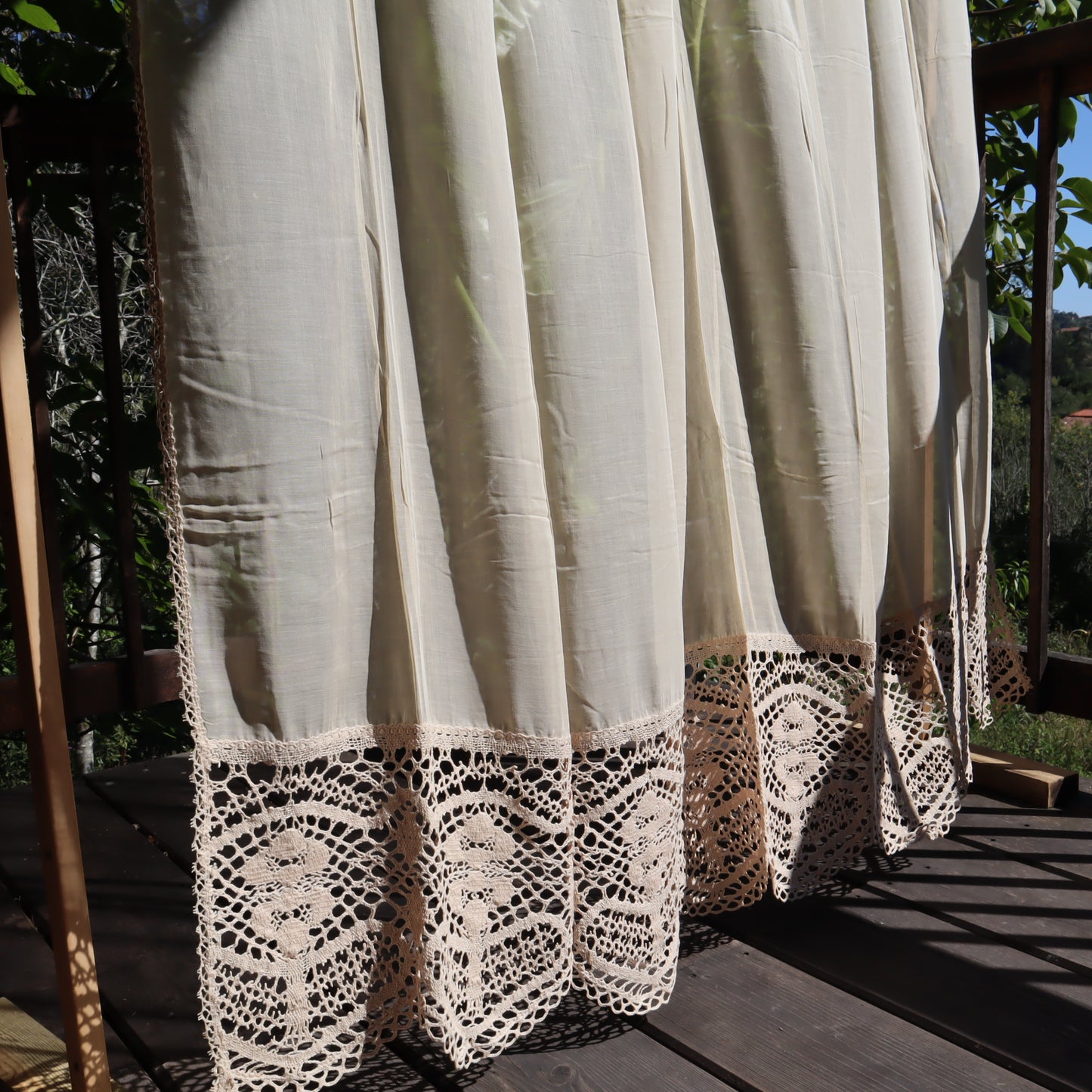 Antique Belgian Linen Curtain – 190 × 200 cm Swiss Linen Panel with 30 cm Handmade Bruges Renaissance Lace Border