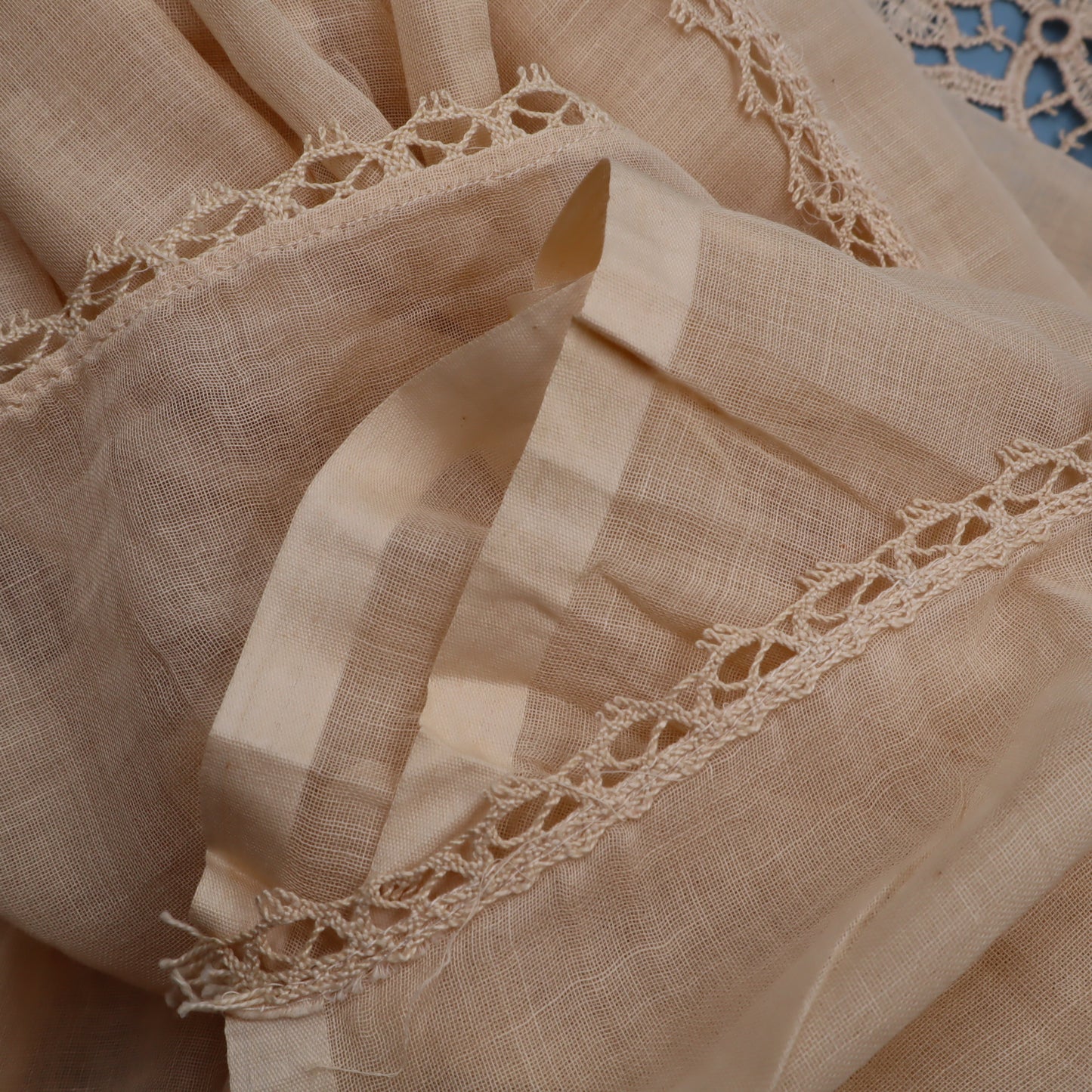 Antique Belgian Linen Curtain – 150 × 180 cm Swiss Linen Panel with Bruges Guipure Lace Border