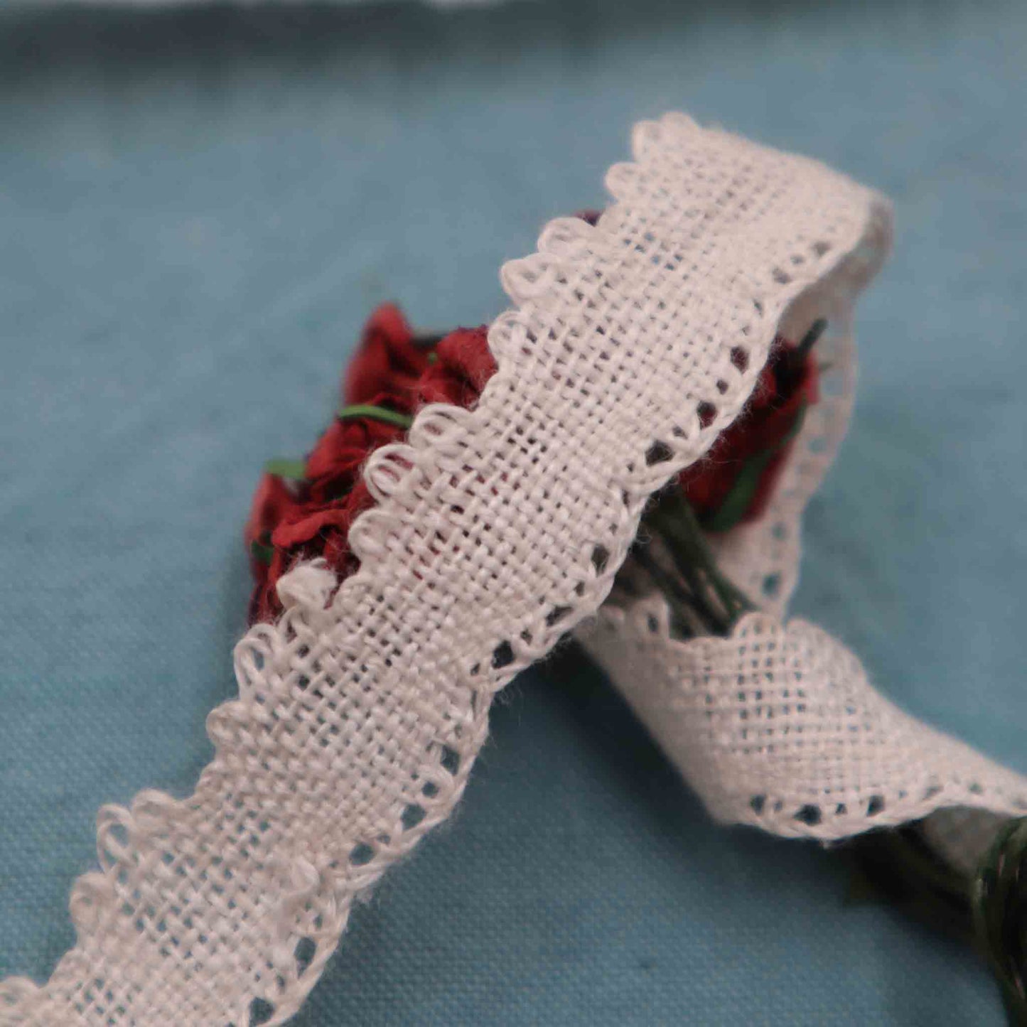 Handmade Linen Lace Trim - Bobbins&Needles