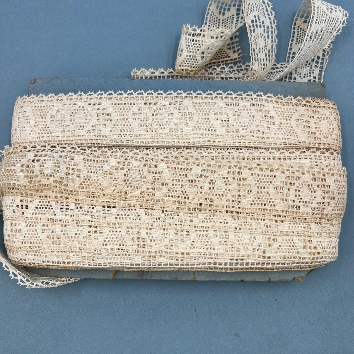 Wholesale Vintage French Lace Trim – 30m – Le Puy-en-Velay Cotton Lace