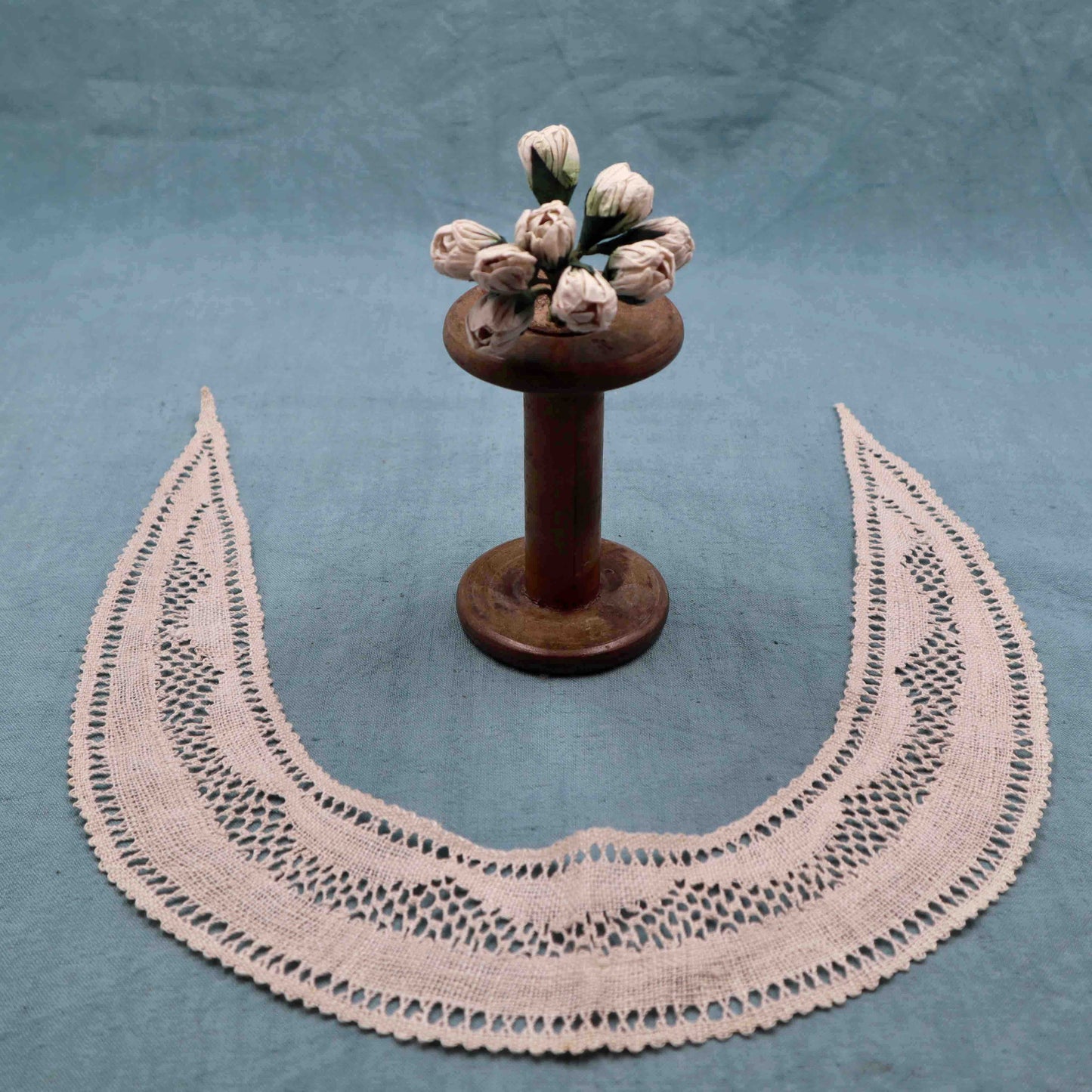 Set of 2 Collars Insertion Lace Handmade in Linen - Bobbins&Needles