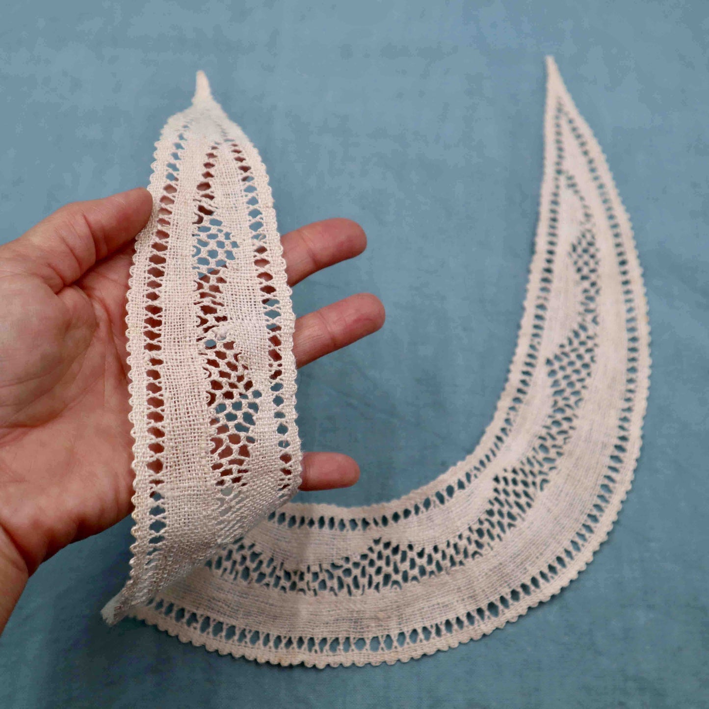 Set of 2 Collars Insertion Lace Handmade in Linen - Bobbins&Needles