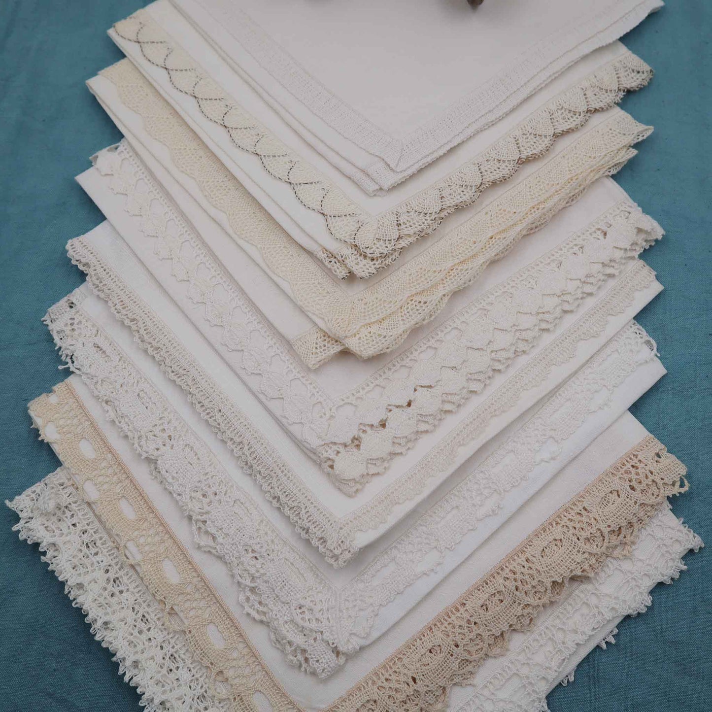 Set of 2 Linen Napkins Doilies Bobbin Lace - Bobbins&Needles