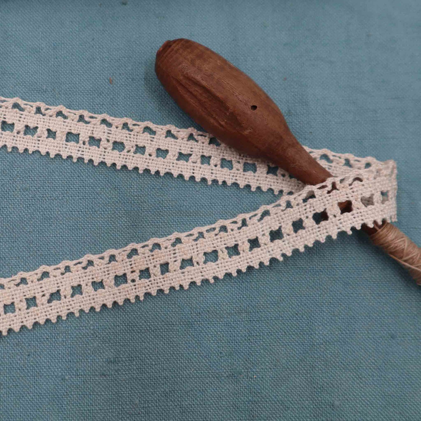 Linen Bobbin Lace Trim - Bobbins&Needles