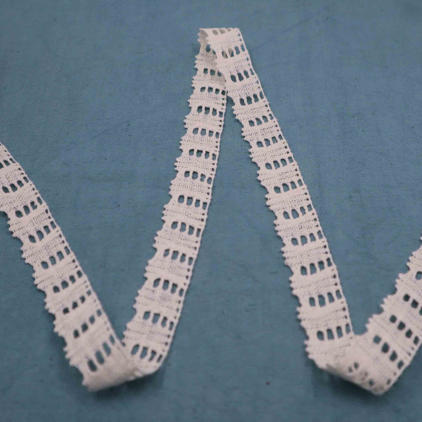 Linen Bobbin Lace Trim - Bobbins&Needles