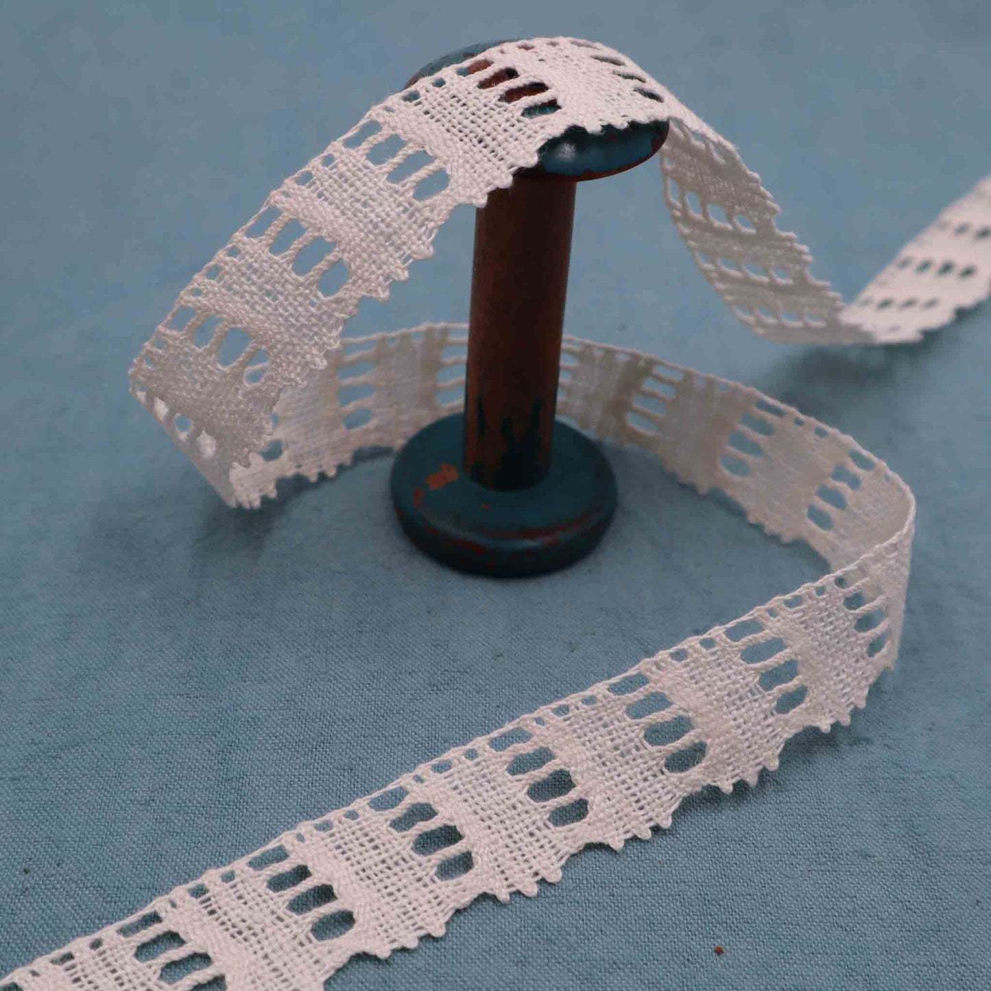 Linen Bobbin Lace Trim - Bobbins&Needles