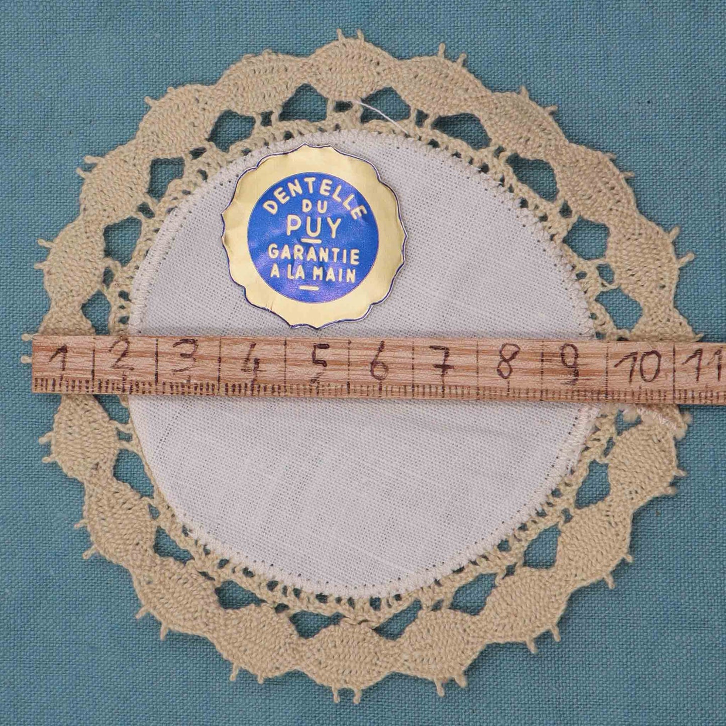 Handmade Linen Bobbin Lace Coaster - Bobbins&Needles
