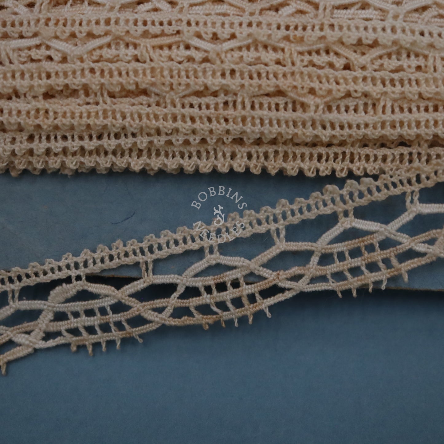 33m Cotton Bobbin Lace Border – Vintage French Geometric Openwork Trim