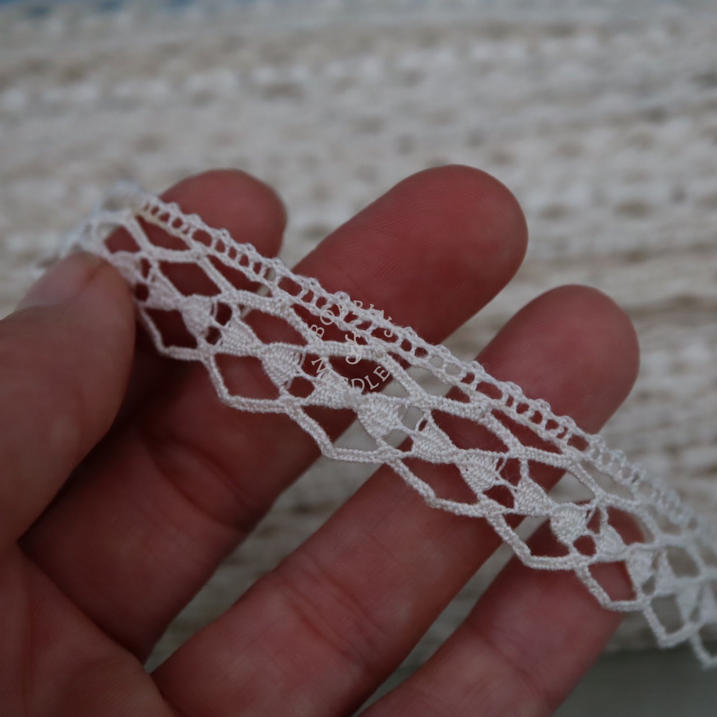 25m Vintage French Cotton Bobbin Lace Border – Diamond Openwork Trim