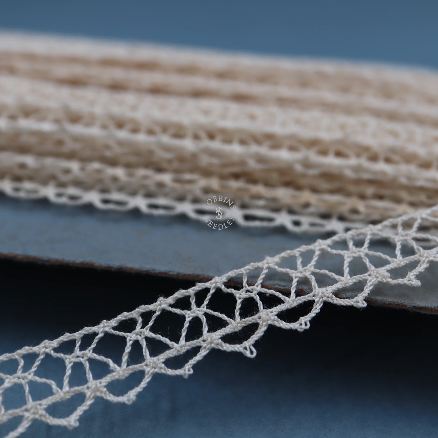 28m Vintage Bobbin Lace Border – Cotton Cream Narrow Trim with Geometric Openwork