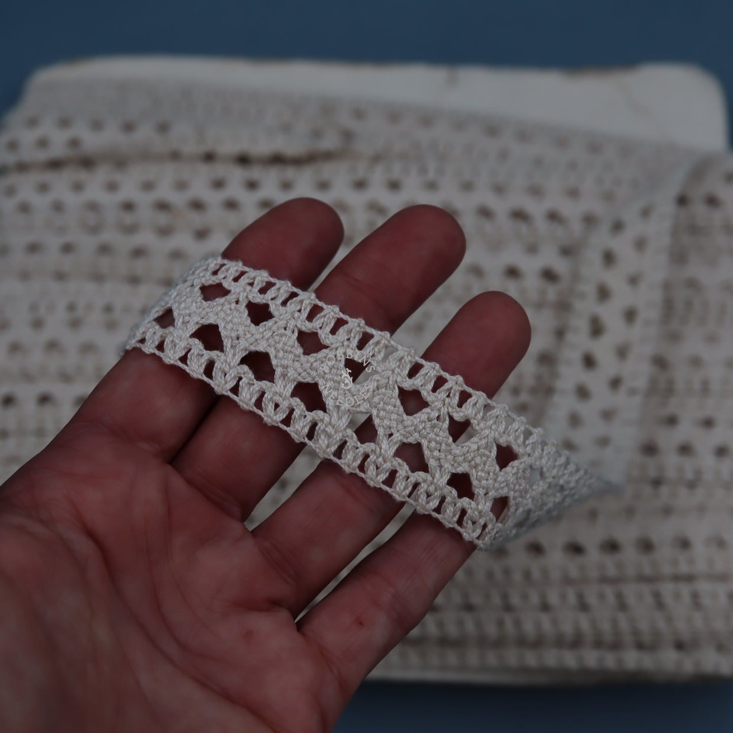 37m Vintage Insertion Lace Trim