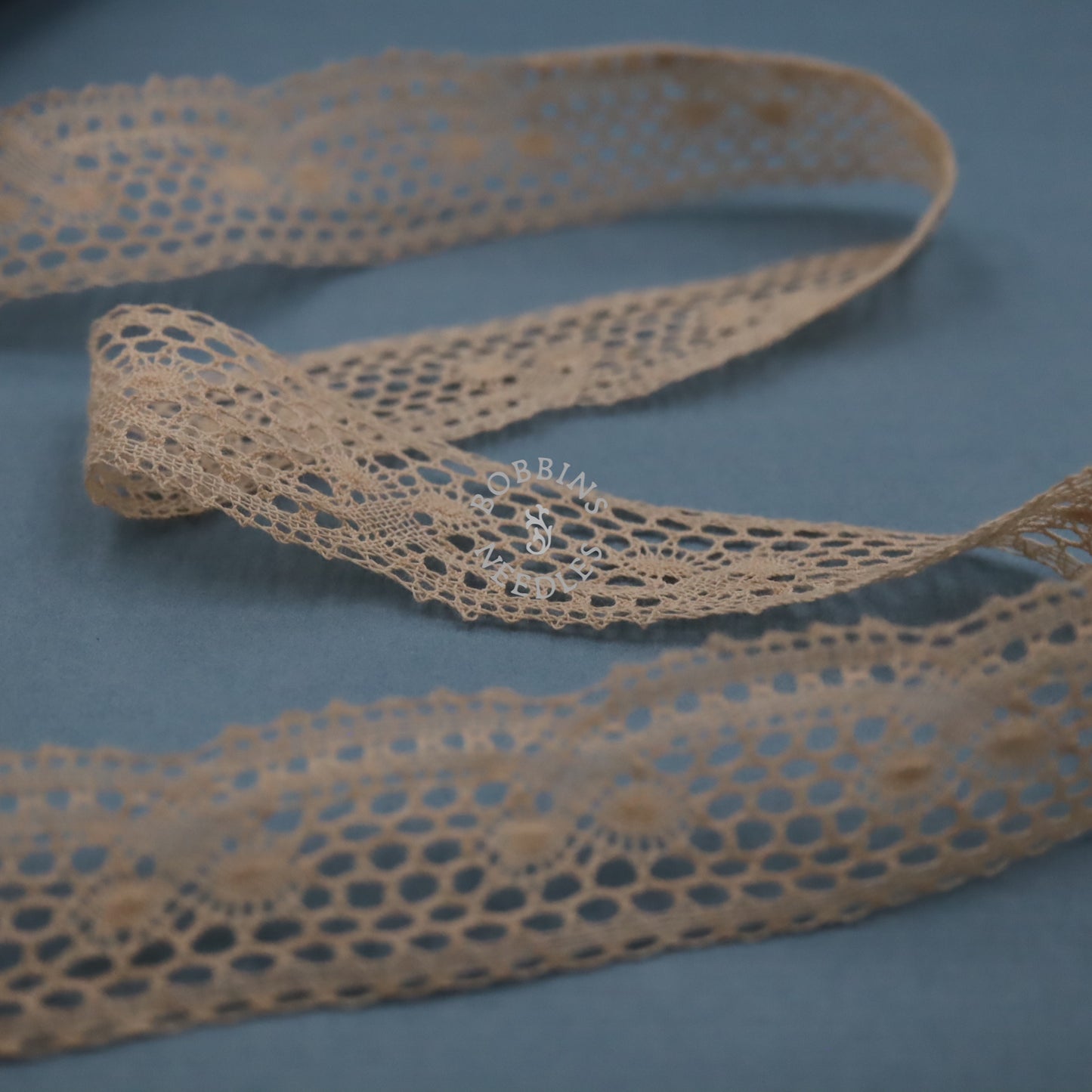 50m Vintage French Cotton Lace Trim – Bobbin Lace Border in Light Beige