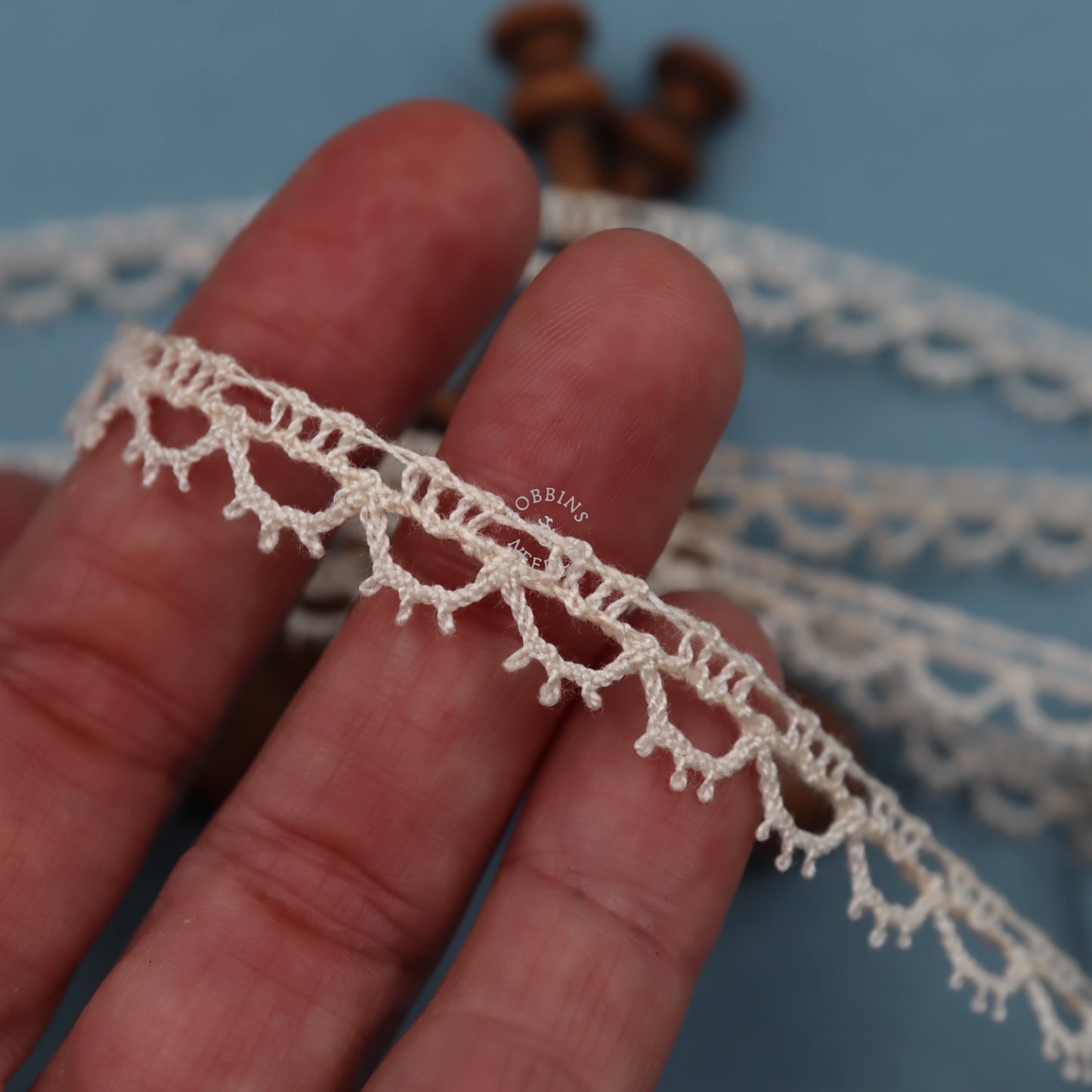 5m Narrow Vintage French Lace Border – Scalloped & Picot Trim