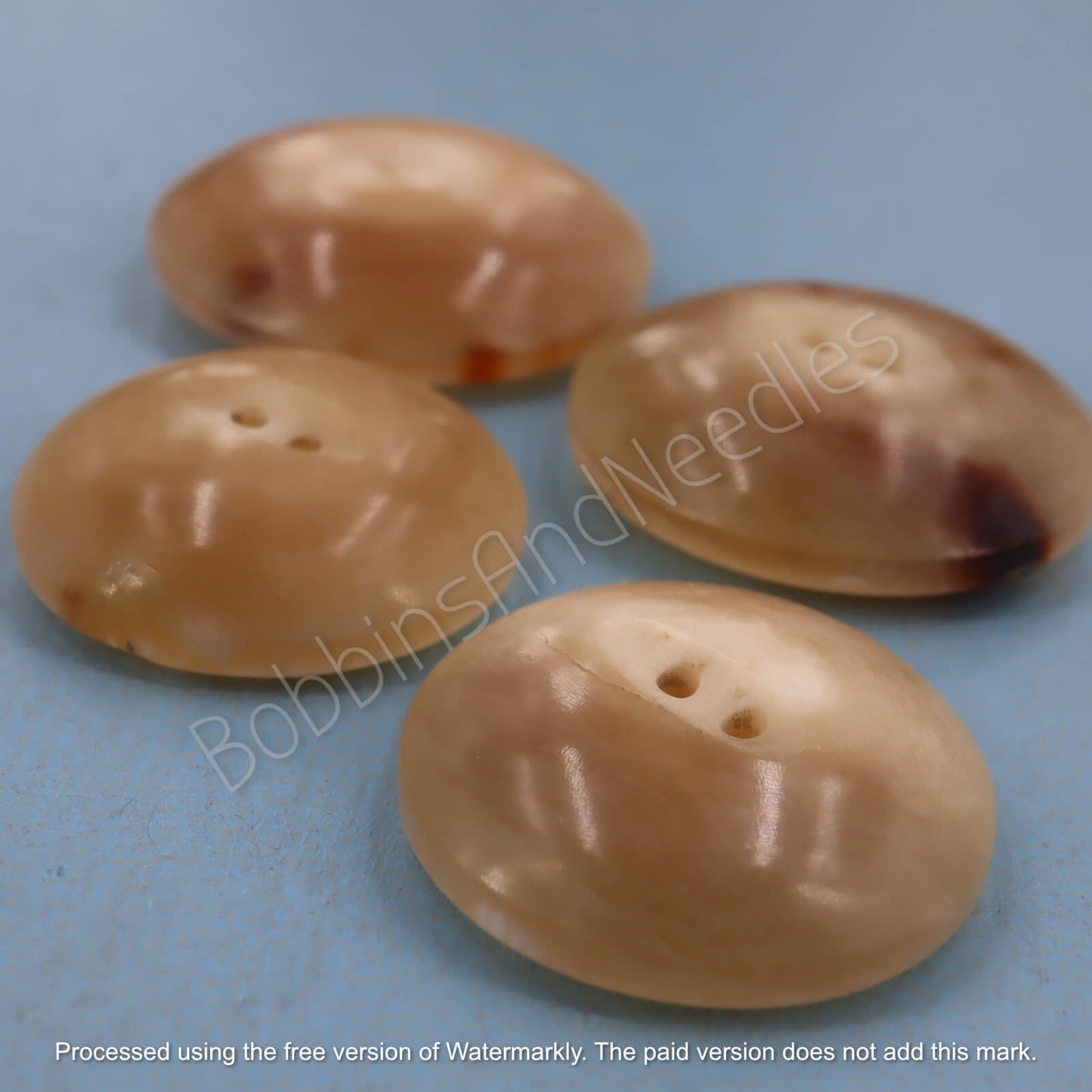 Set of 4 Mock Horn Buttons – Ø27mm to Ø33mm – Domed with Recessed Center