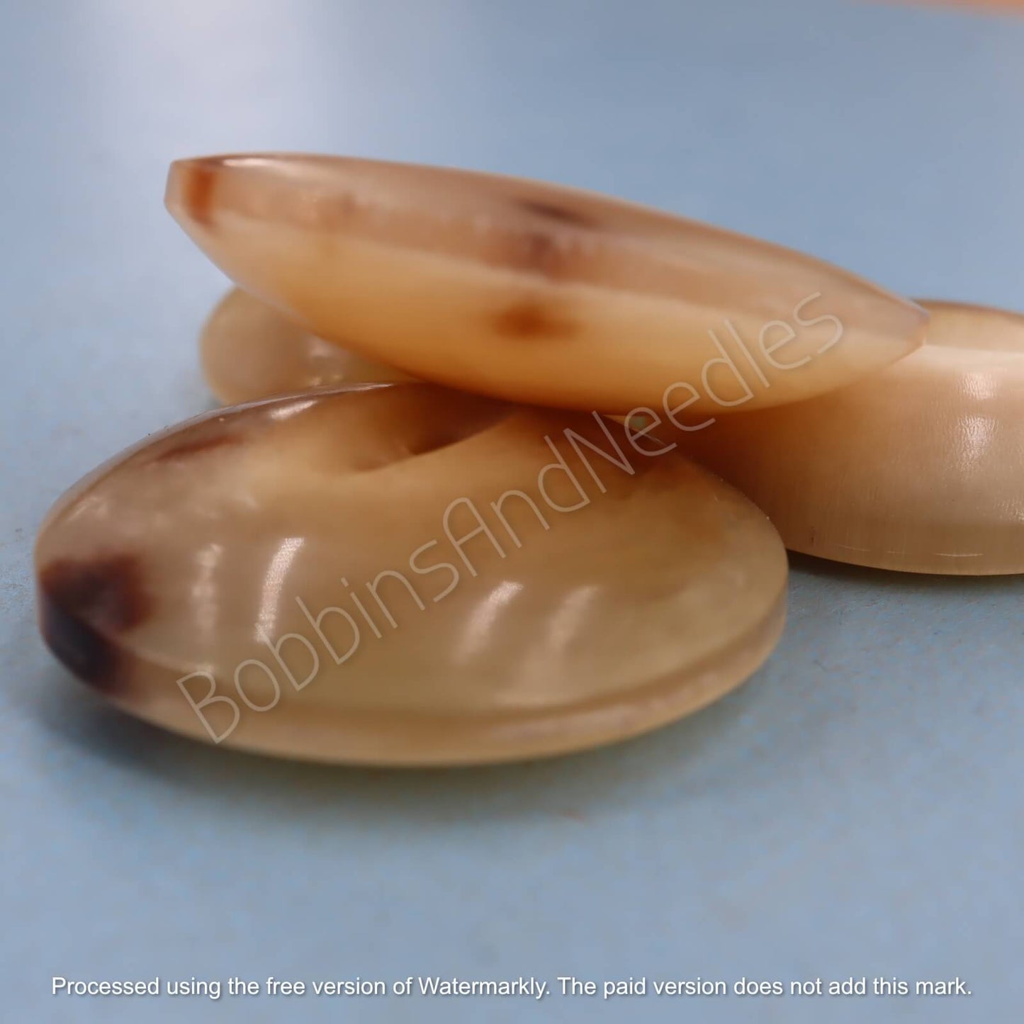 Set of 4 Mock Horn Buttons – Ø27mm to Ø33mm – Domed with Recessed Center