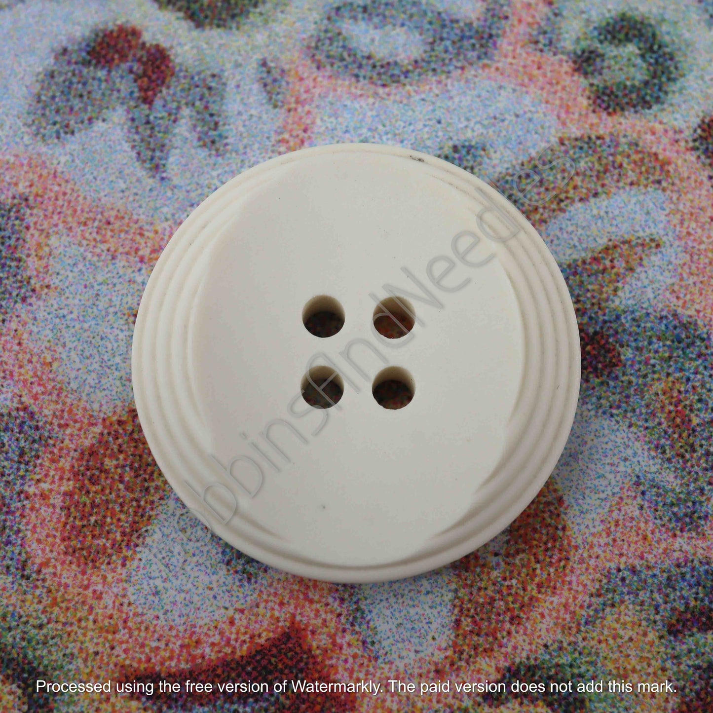 Set of 10 Vintage Casein Buttons Ø 22mm Pale Cream with Layered Edge - Bobbins&Needles