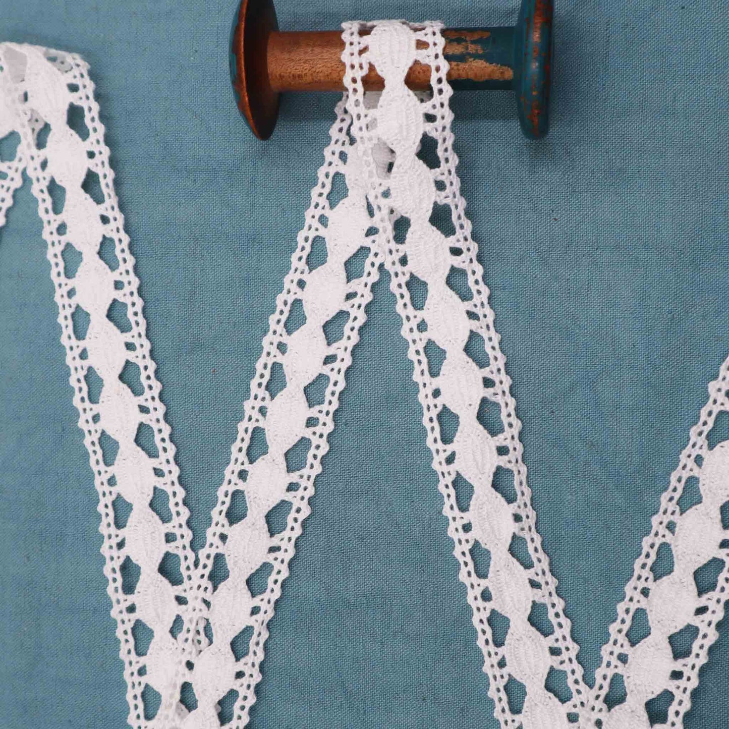 Cotton Bobbin Lace Trim - Bobbins&Needles