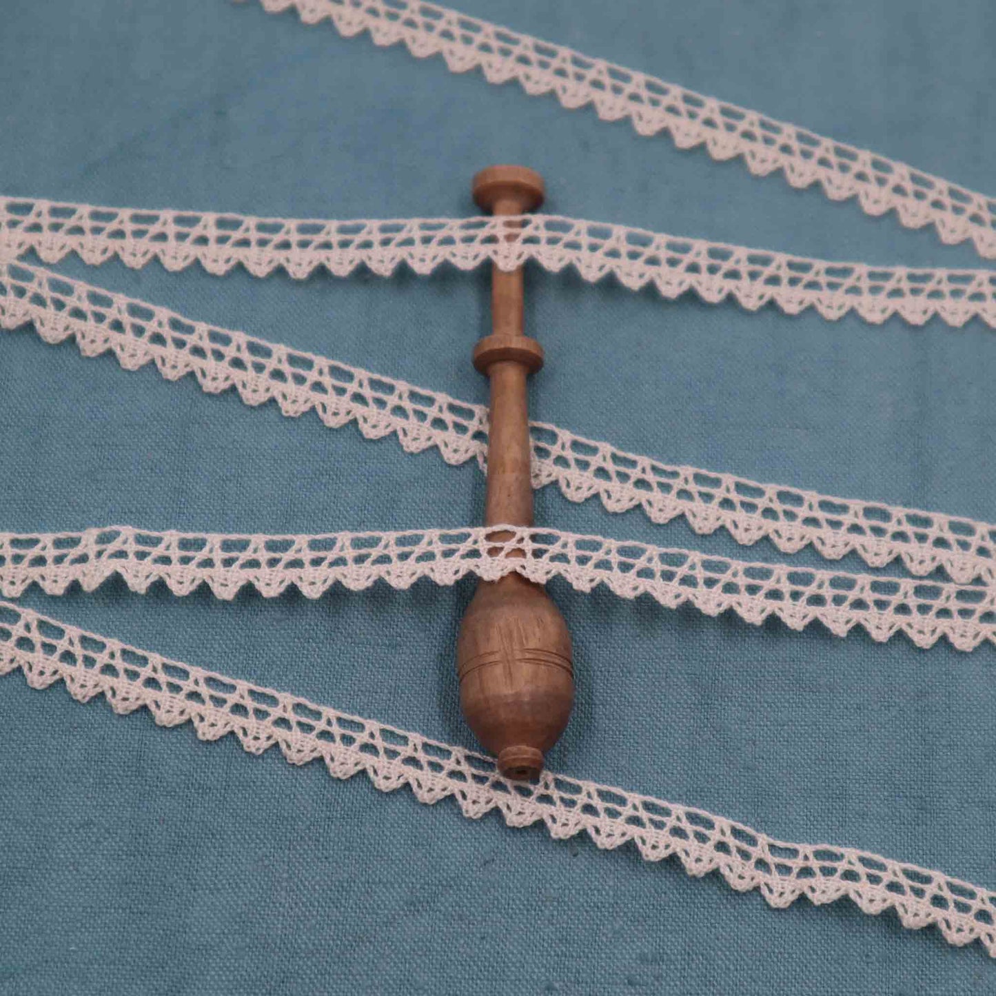Cotton Bobbin Lace Trim - Bobbins&Needles