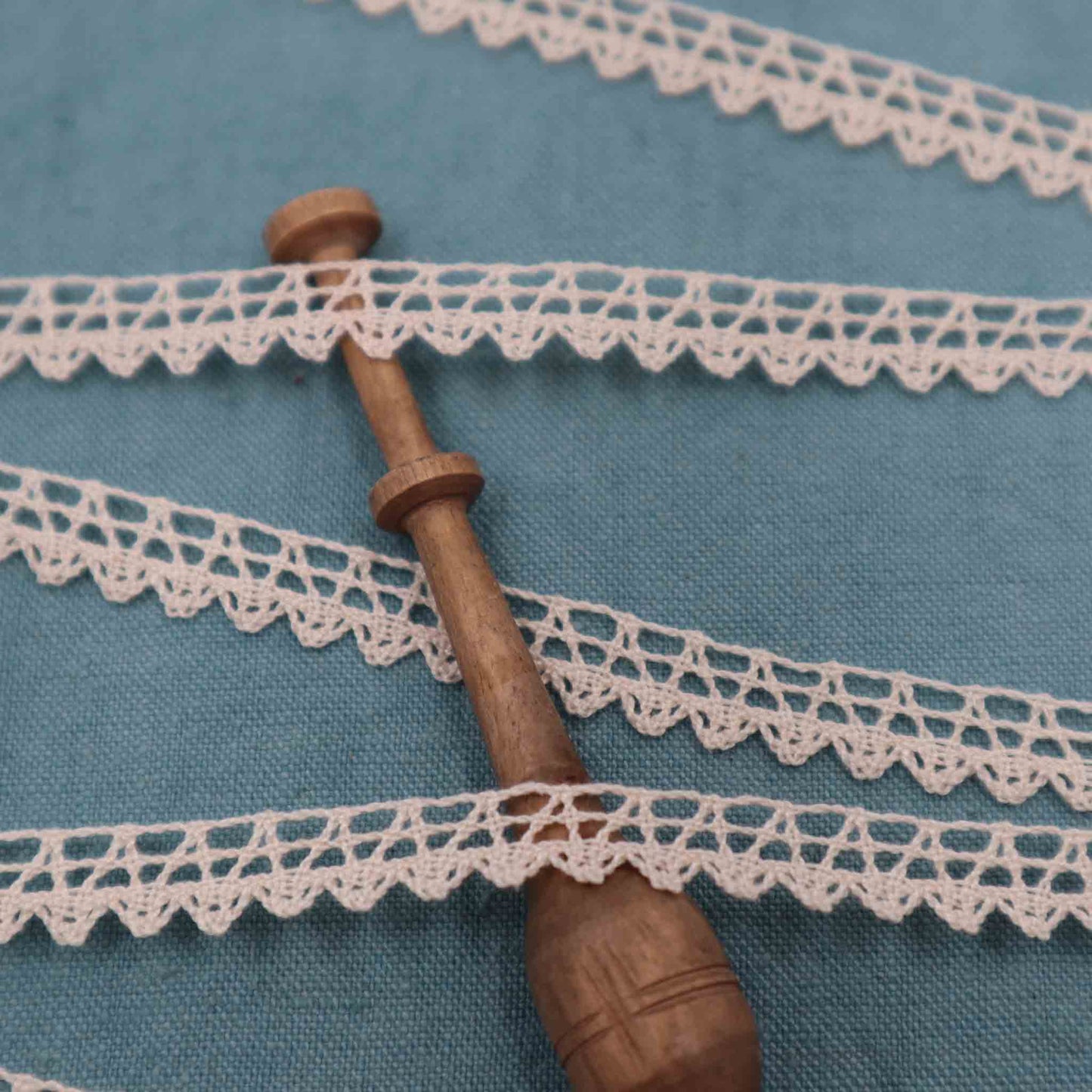 Cotton Bobbin Lace Trim - Bobbins&Needles