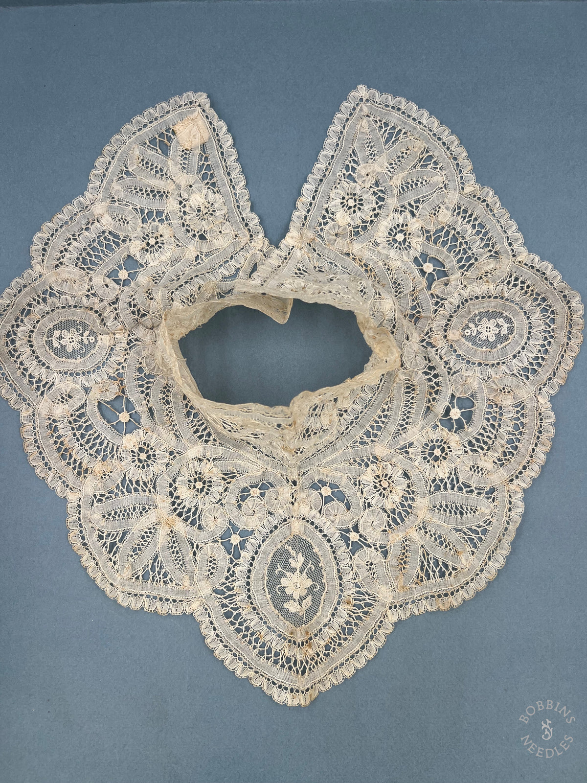 Antique Handmade Brussels Duchesse-Style High Neck Lace Collar