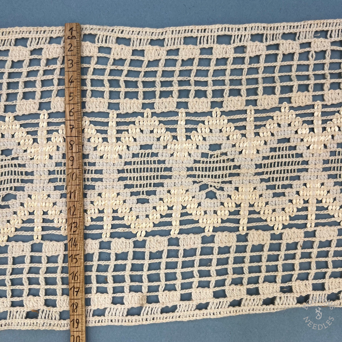 Vintage Geometric Lace Wide Trim | Shiny Threads
