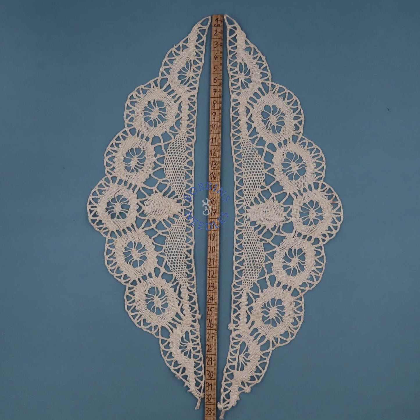 Lace Inserts Handmade in France - Linen Scalloped Circular Motifs