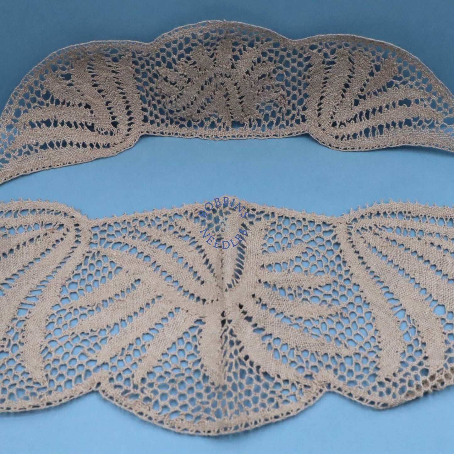 Set of 2 Wing Shape Inserts - Handmade Linen Bobbin Lace