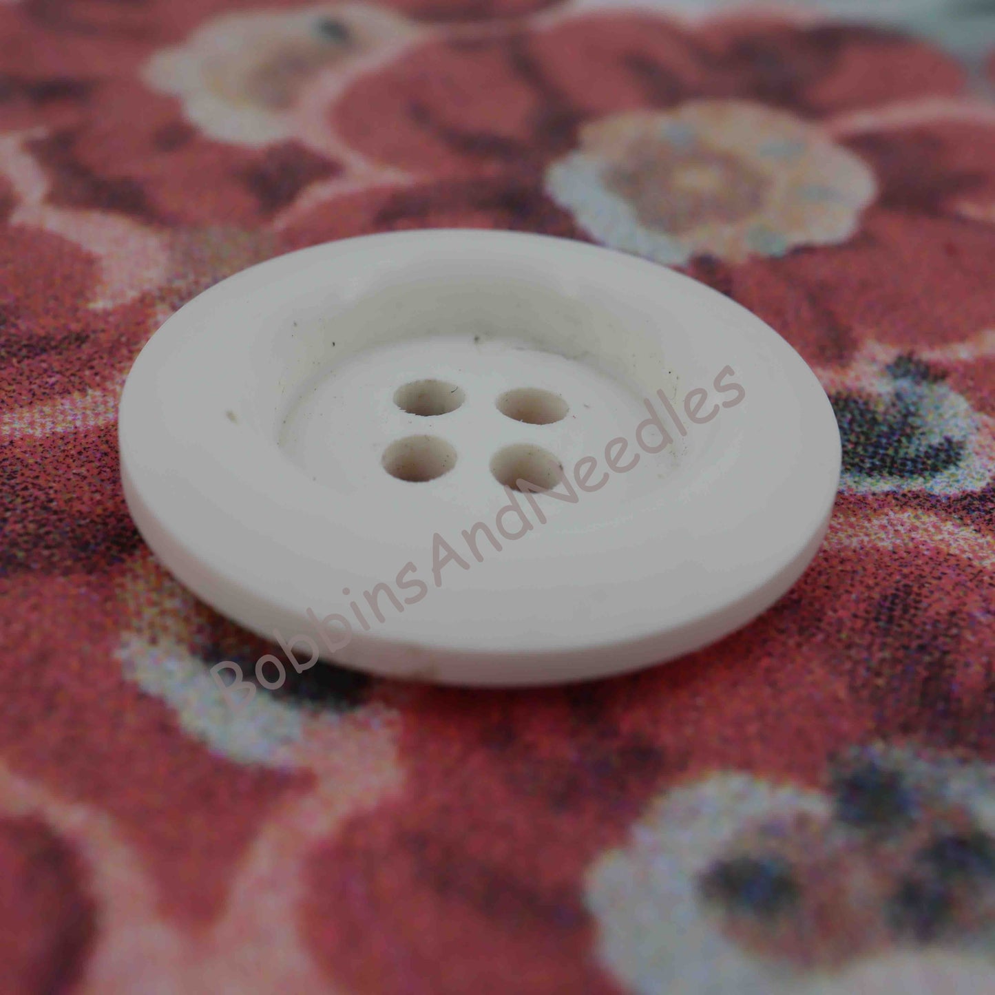 10 Vintage Casein Buttons Ø 25 mm with Recessed Center - Bobbins&Needles