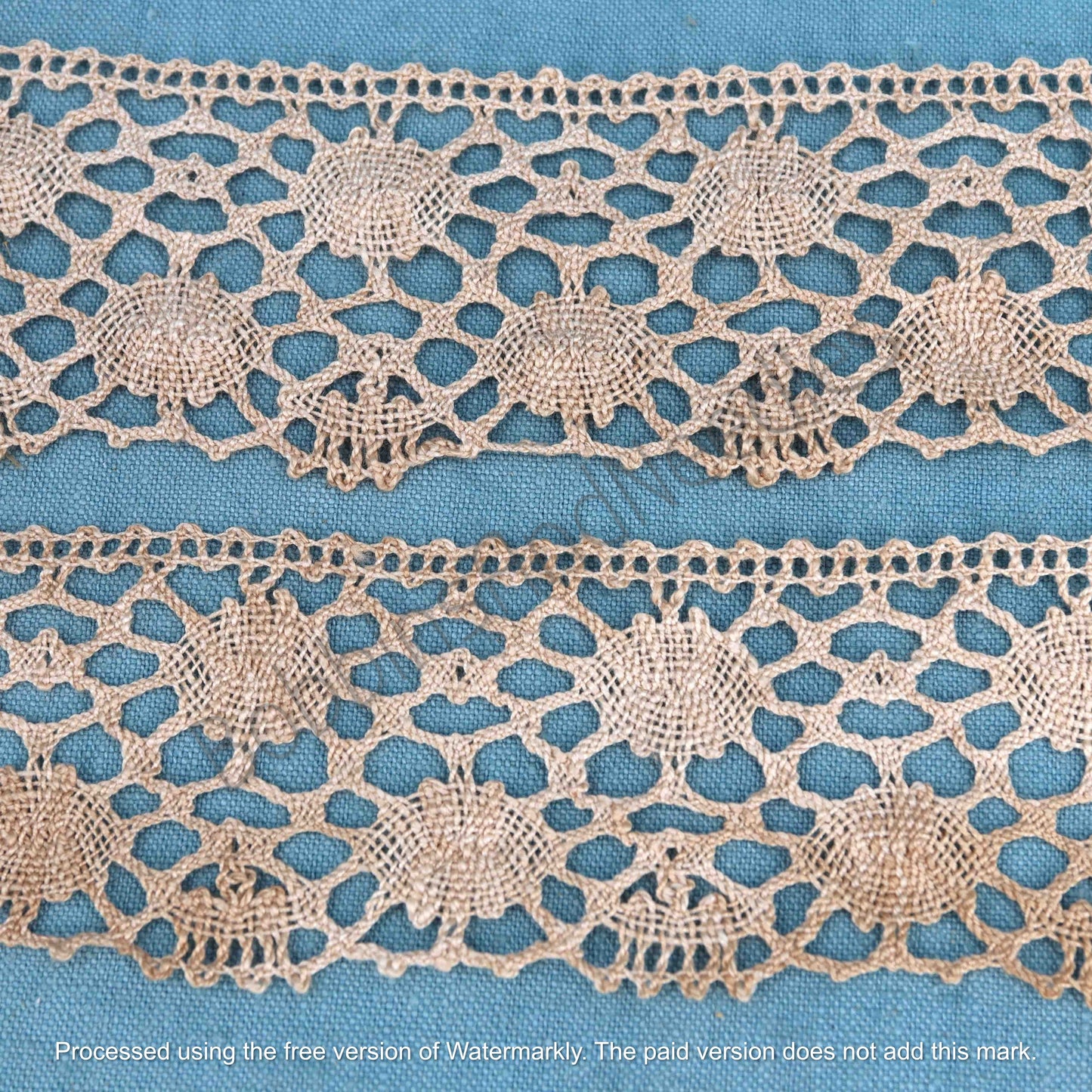French Vintage Lace Trim in Beige Cotton