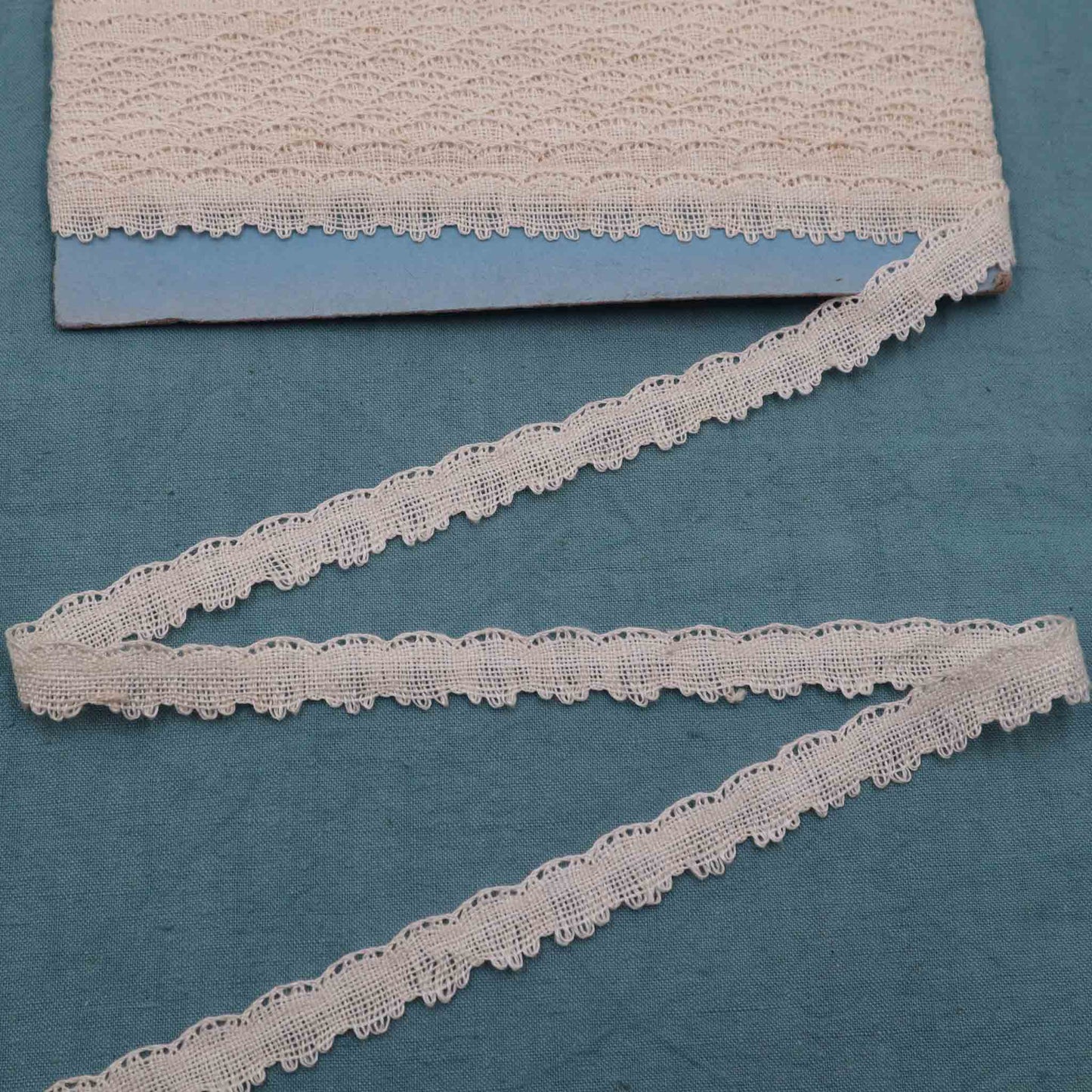 Handmade Linen Lace Trim - Bobbins&Needles