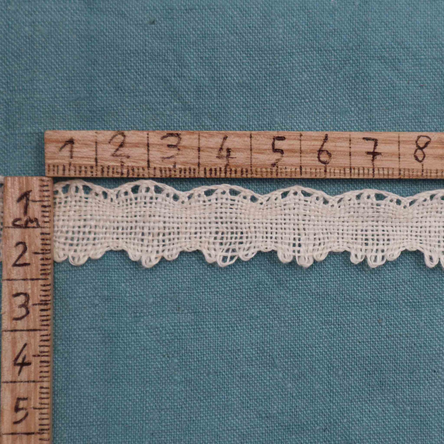 Handmade Linen Lace Trim - Bobbins&Needles