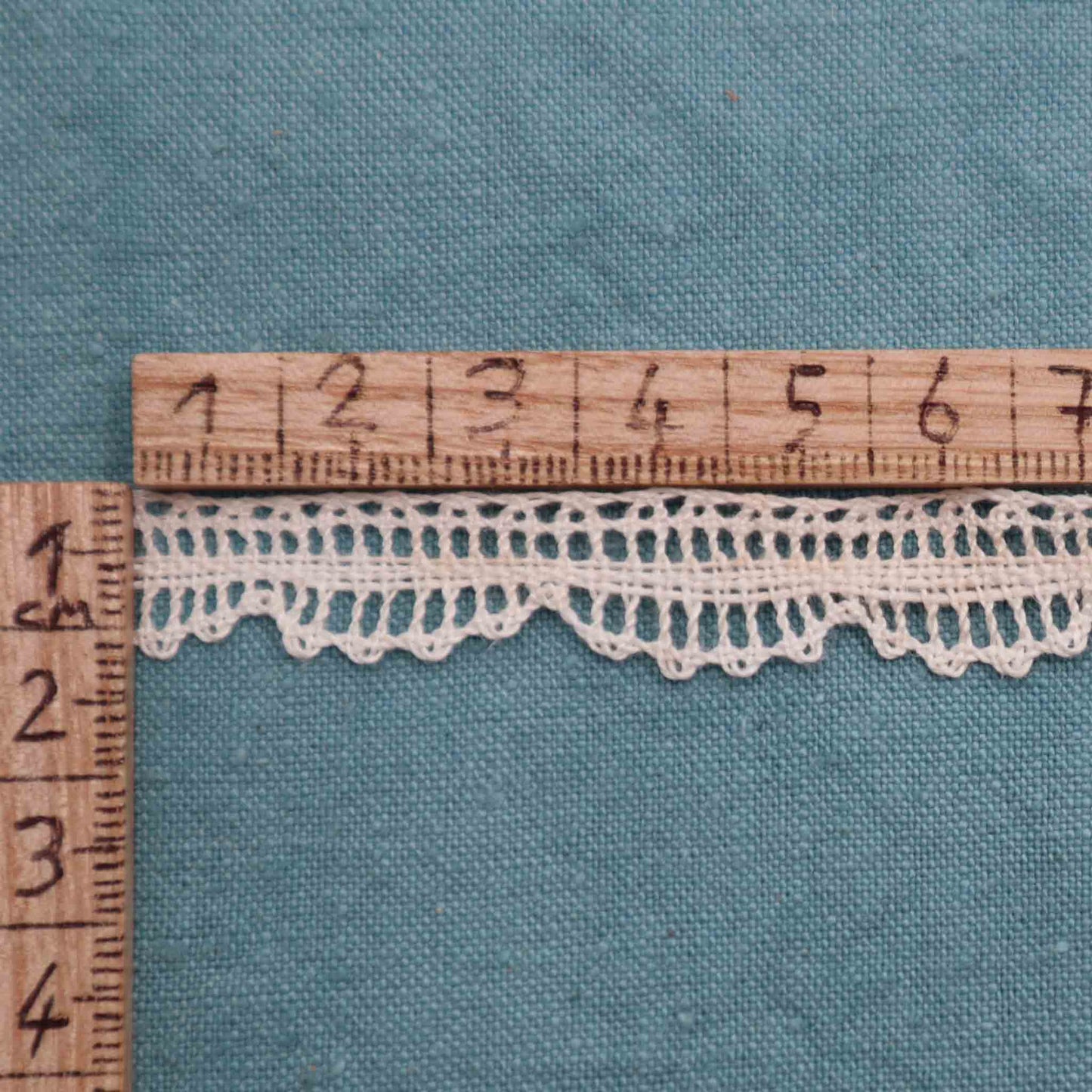 Handmade Linen Lace Trim - Bobbins&Needles