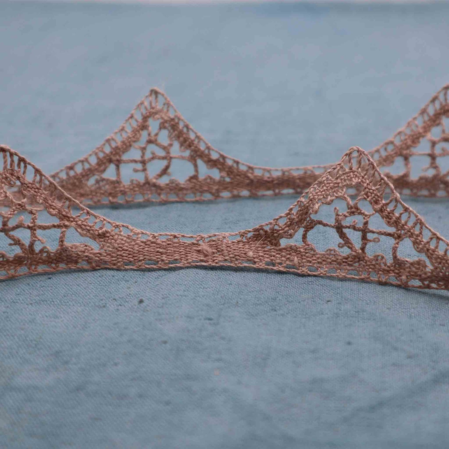 Handmade Linen Lace Trim - Bobbins&Needles