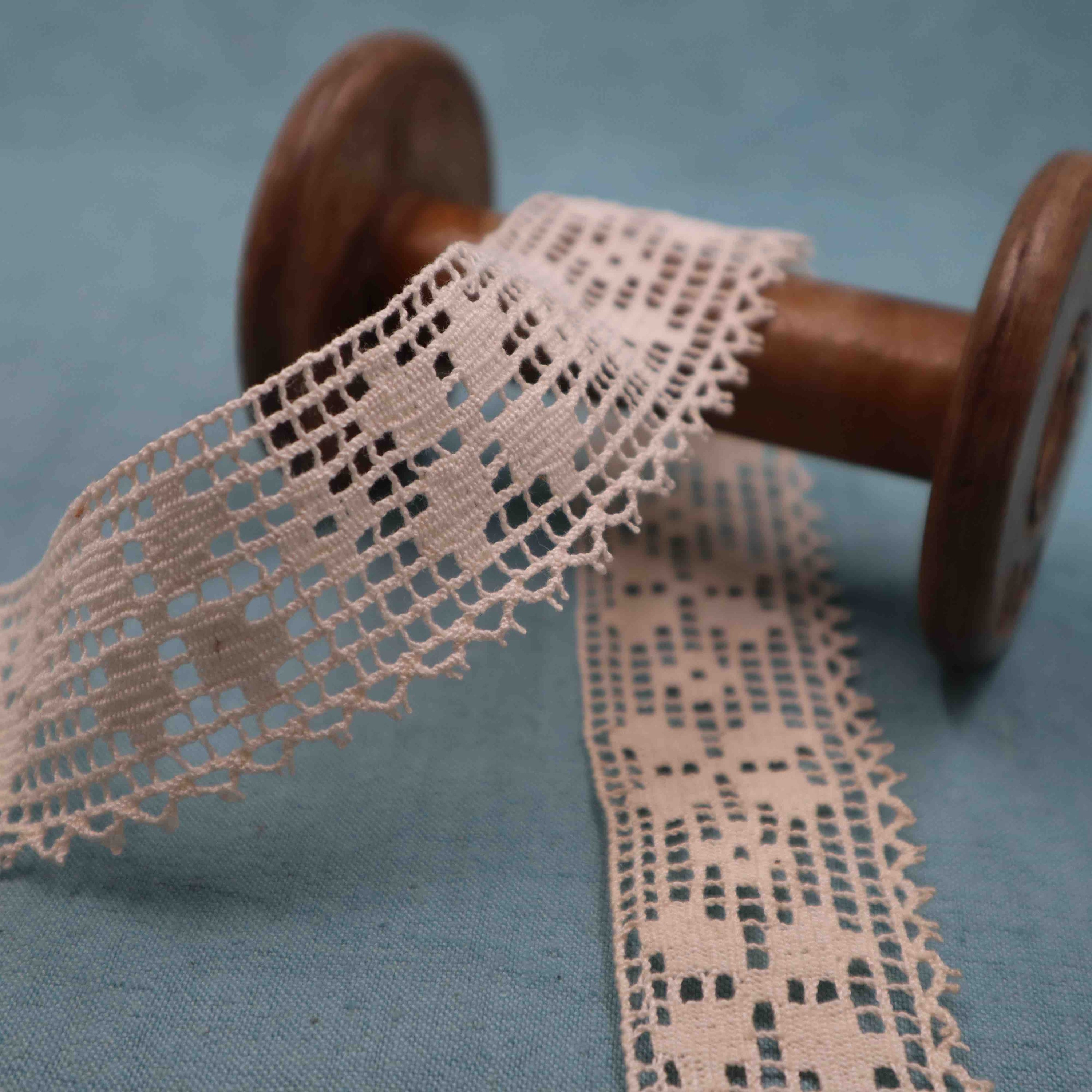 Cotton Bobbin Lace Trim - Bobbins&Needles