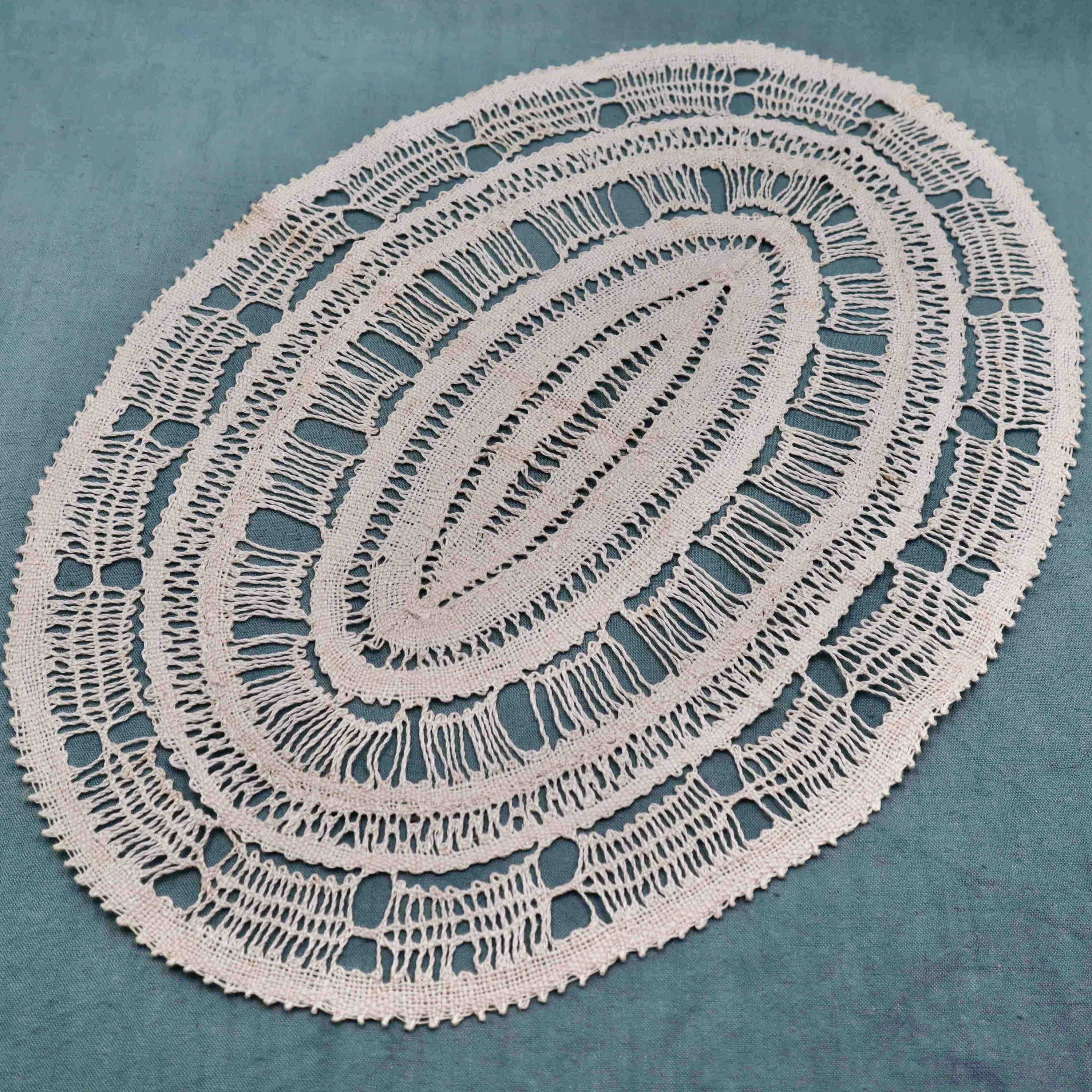 Handmade Doily in Linen Bobbin Lace