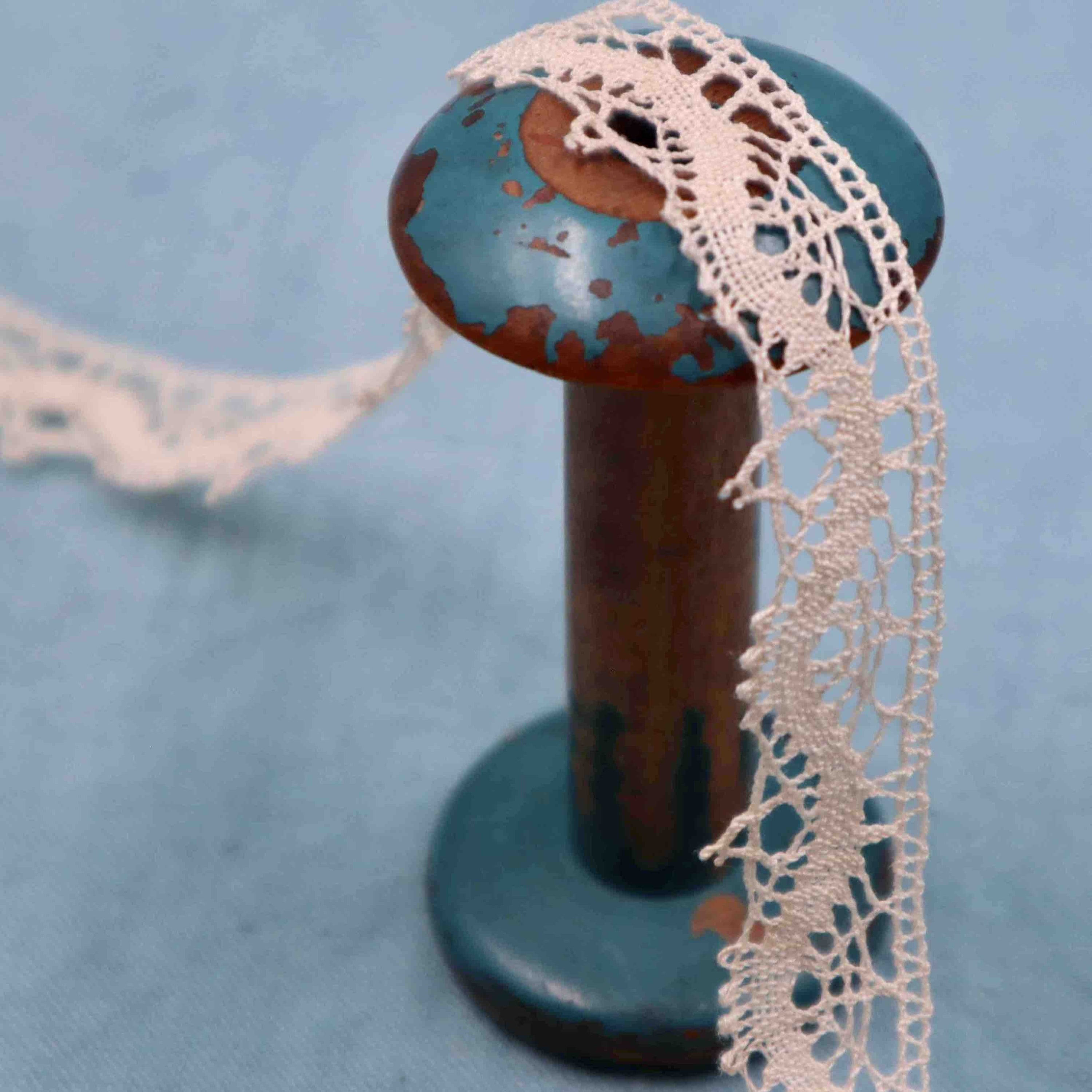 20 m Cotton Bobbin Lace Trim